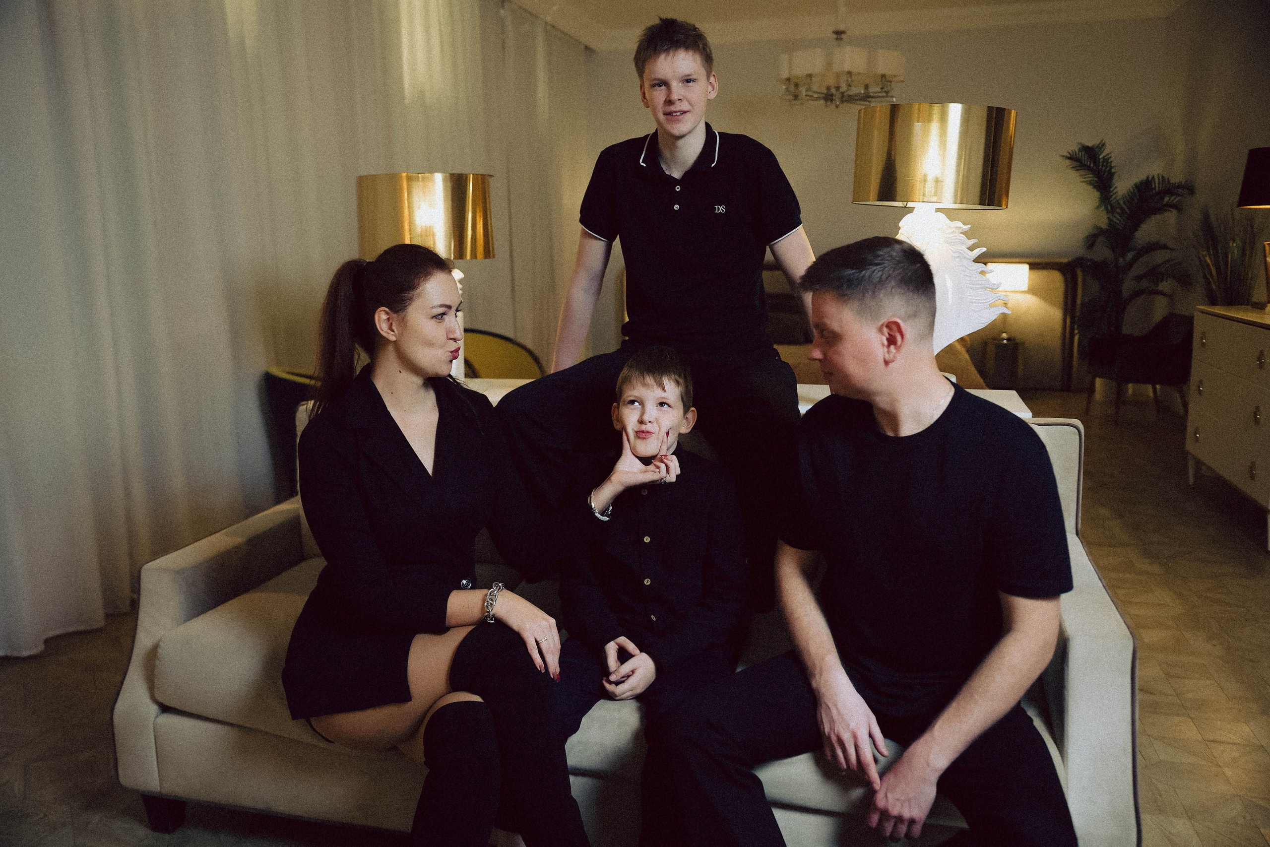 Новогодняя total black. Photographer in Moscow & everywhere in the World Alena Vyalova