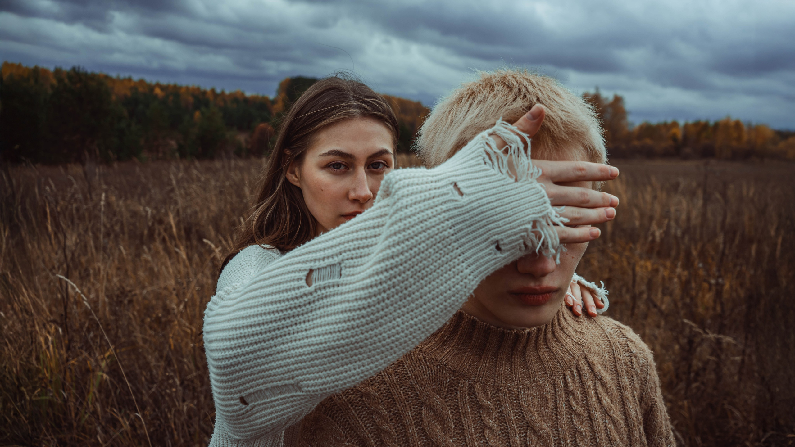 CLIP CREATOR, PHOTOGRAPHER