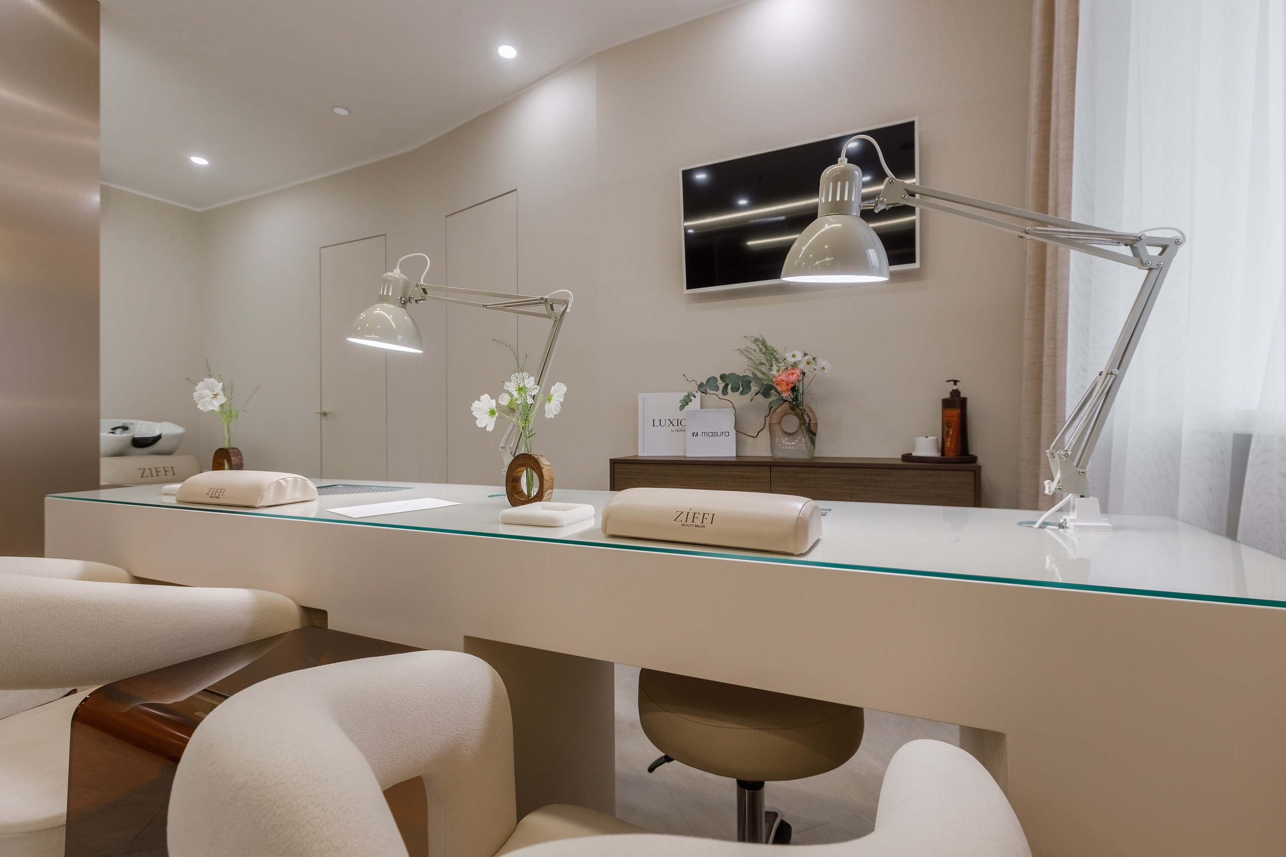 Интерьерная съемка салона красоты. Интерьерный фотограф в Москве Роман Потапов