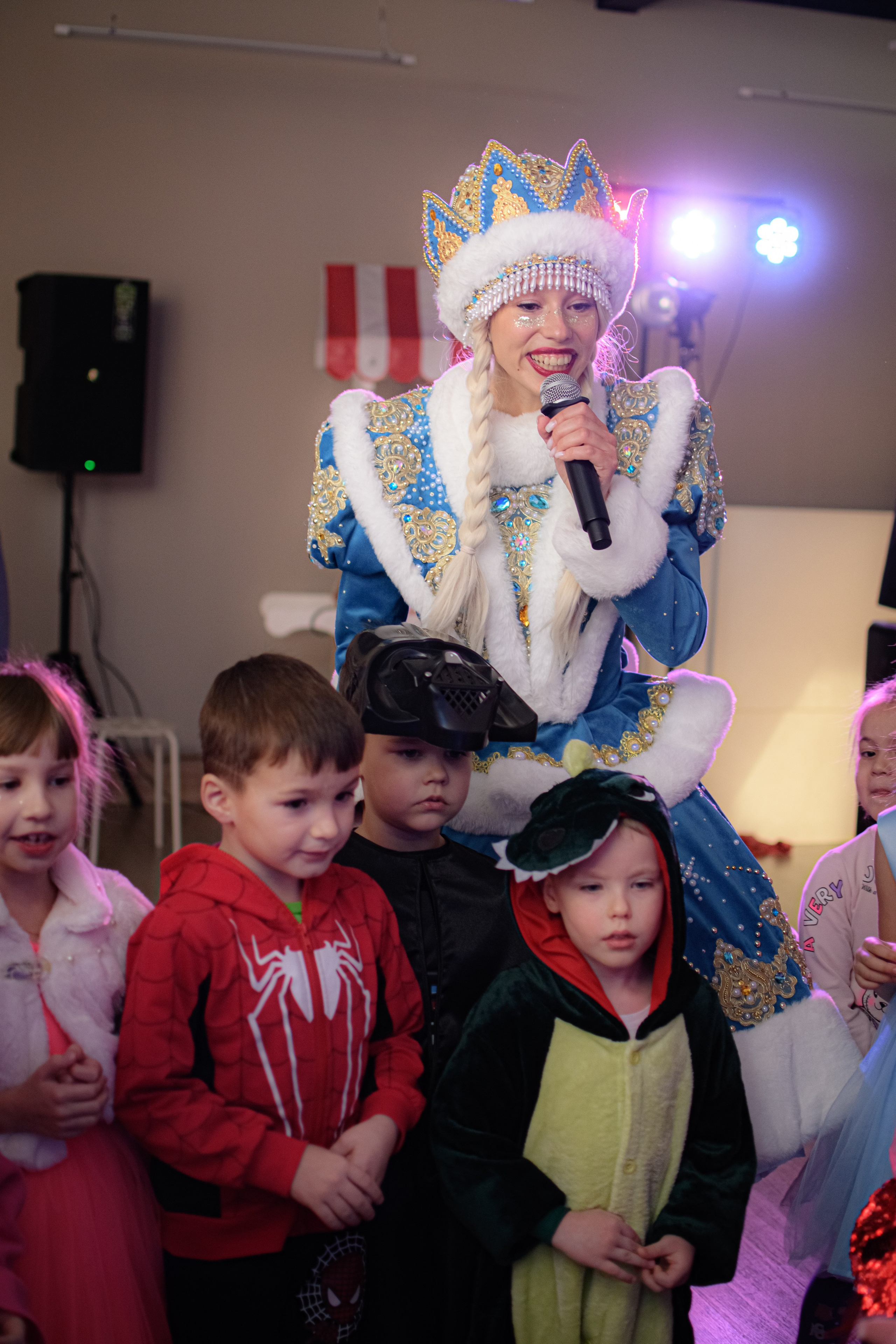 HAPPY NEW YEAR. Photokarish