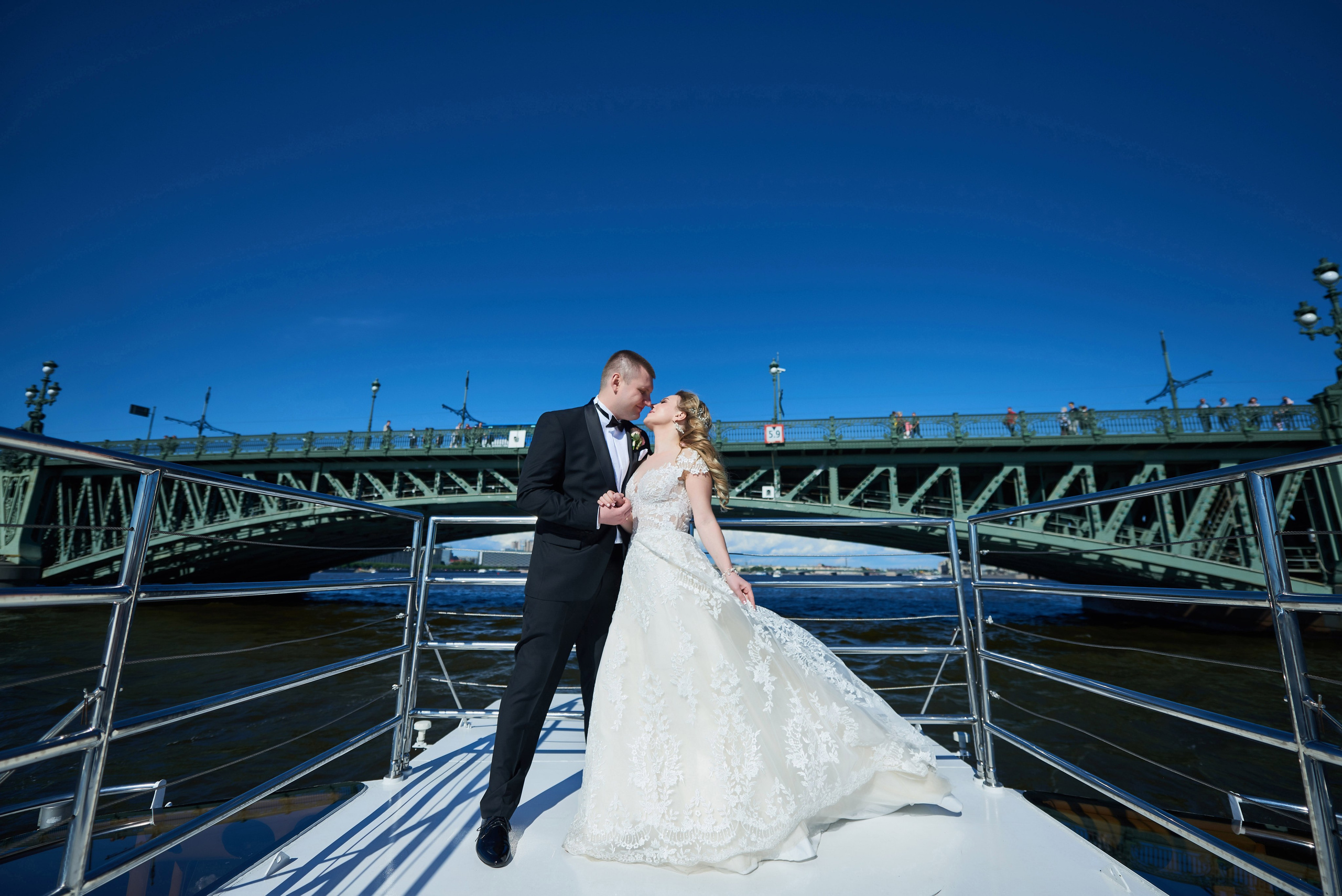 Юлия и Антон (Первый Дворец Бракосочетания, прогулка на Елагином острове). Портретный, семейный и свадебный фотограф в Санкт-Петербурге и в Пушкине Ширяев Денис