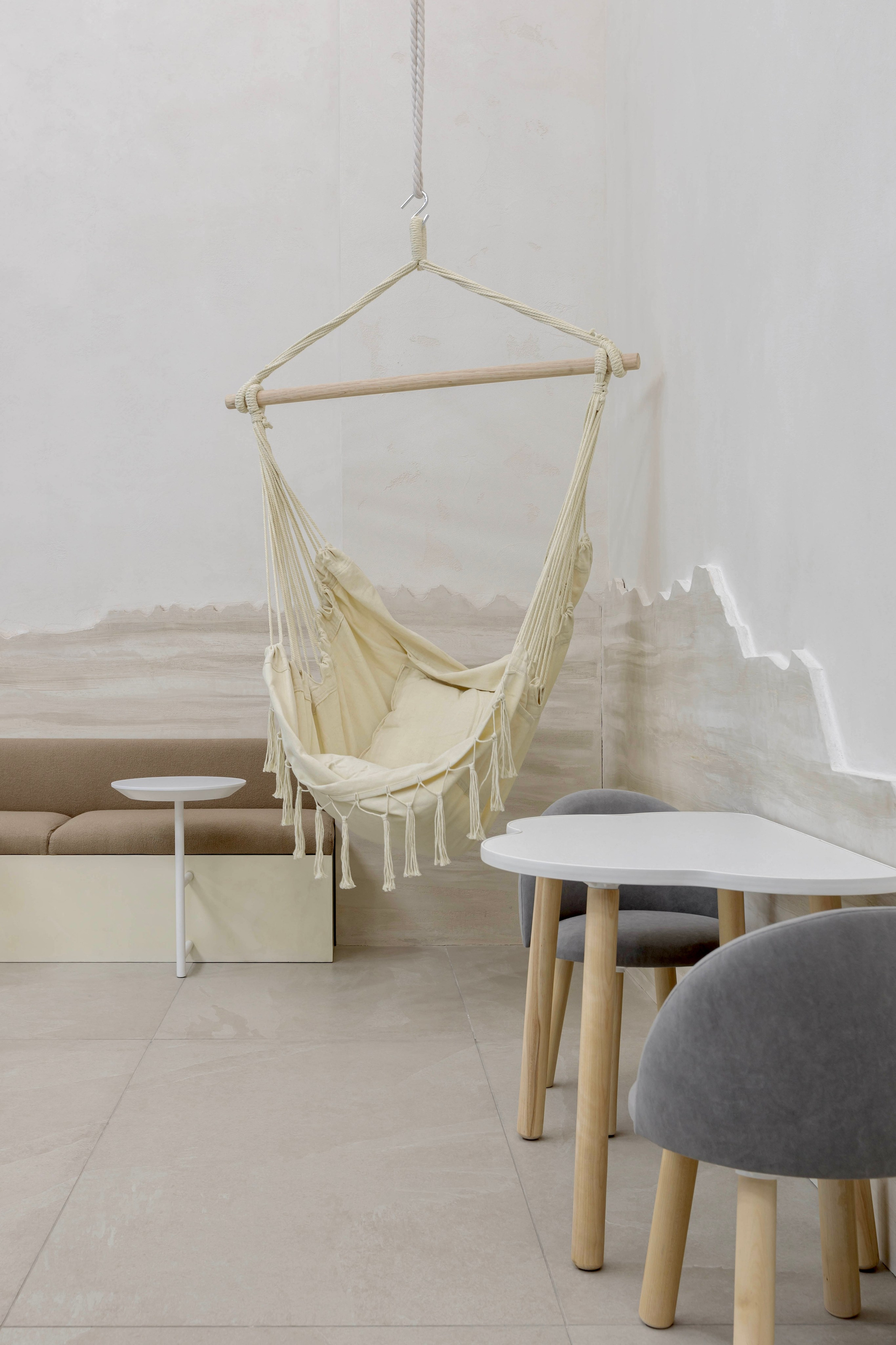 Салон профессиональной аппаратной косметологии DIO. SOLOMAKHINA| САЛОН ДЕКОРАТИВНЫХ ПОКРЫТИЙ|