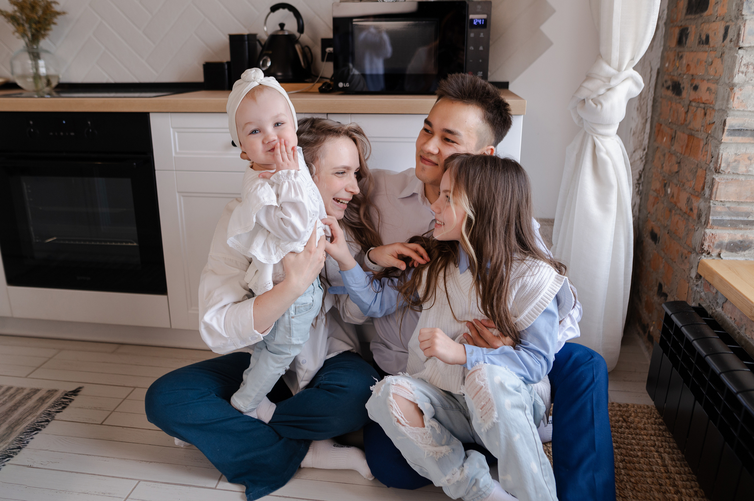 Семейная съёмка в студии. Фотограф в Абакане и Минусинске