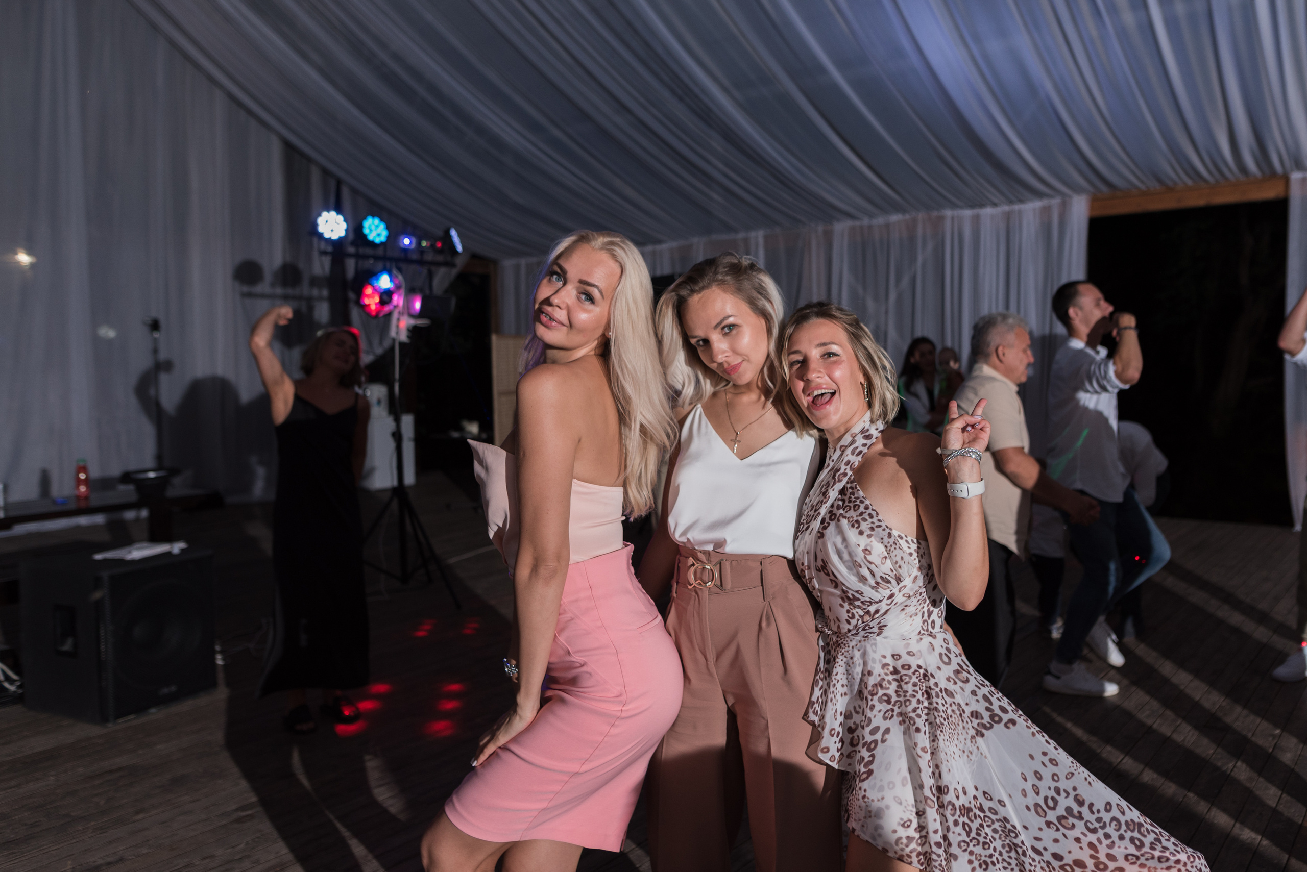 Княжный двор. Свадебный банкет. Фотограф в Абакане и Минусинске