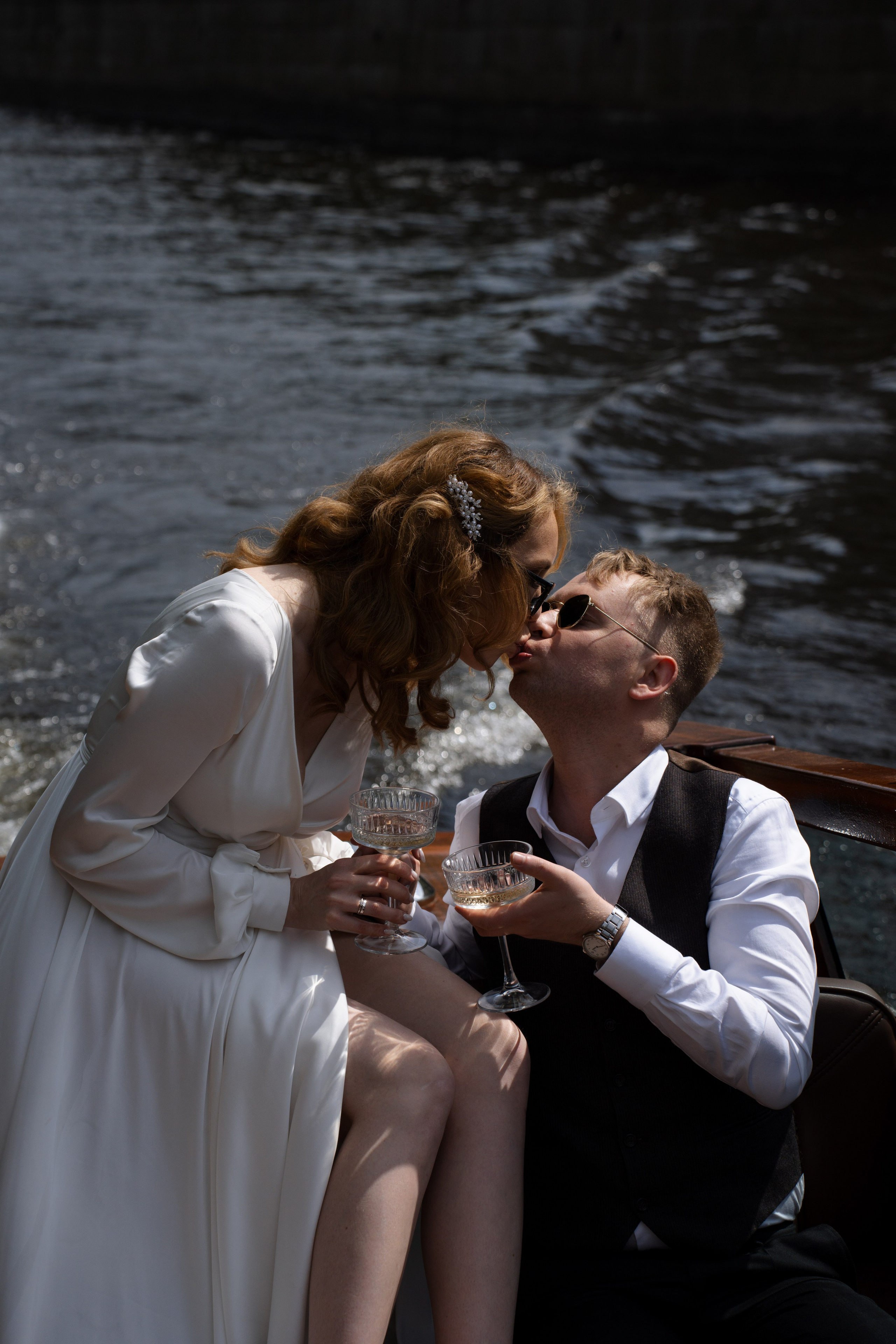 Свадьба на катере. Фотограф Оксана Шавва