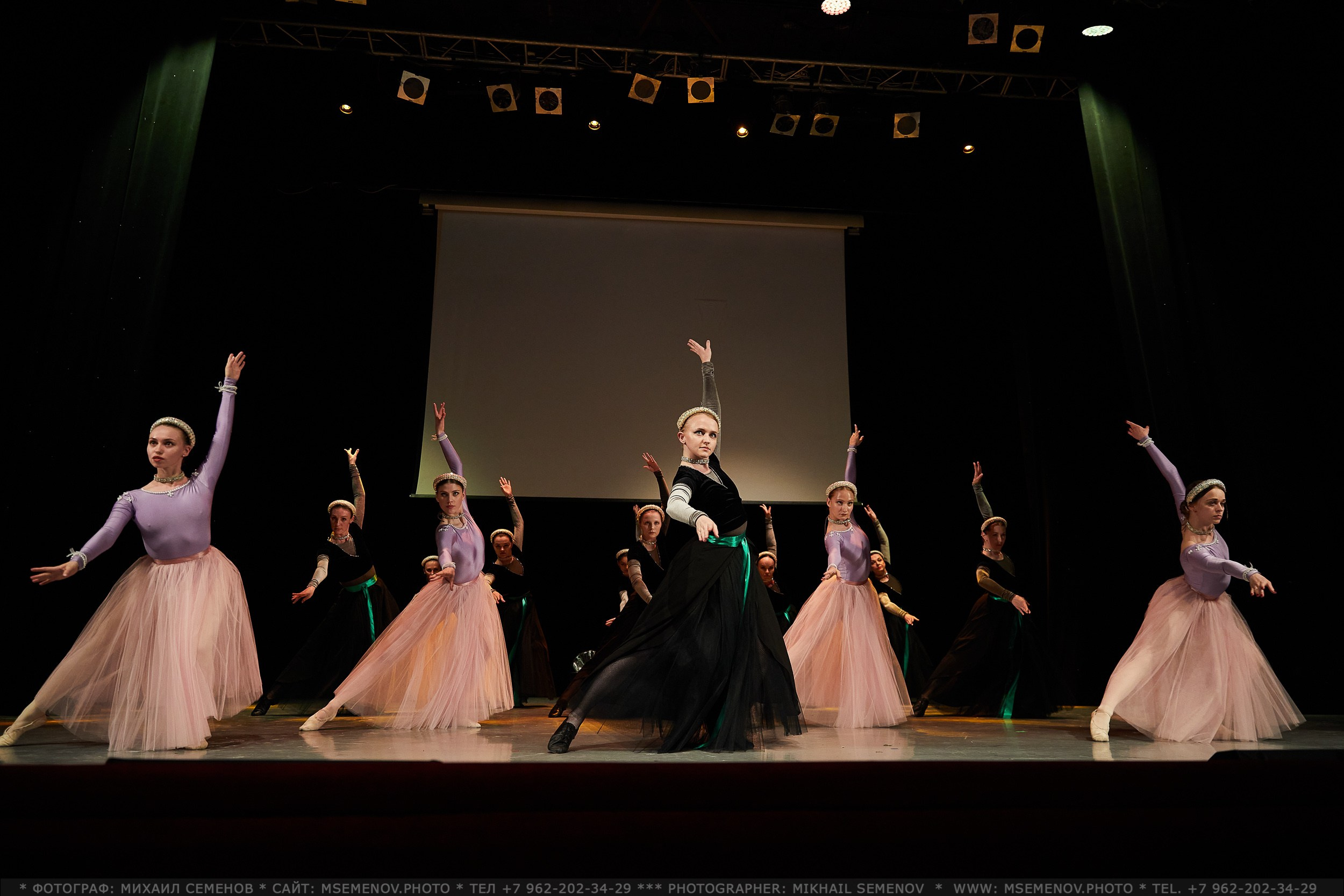 АНОНС фоторепортажа балета-мюзикла «ЖИЛ-БЫЛ КОРОЛЬ». Фотограф, фотопроекты Михаила Семенова в Ярославле. Фотошкола