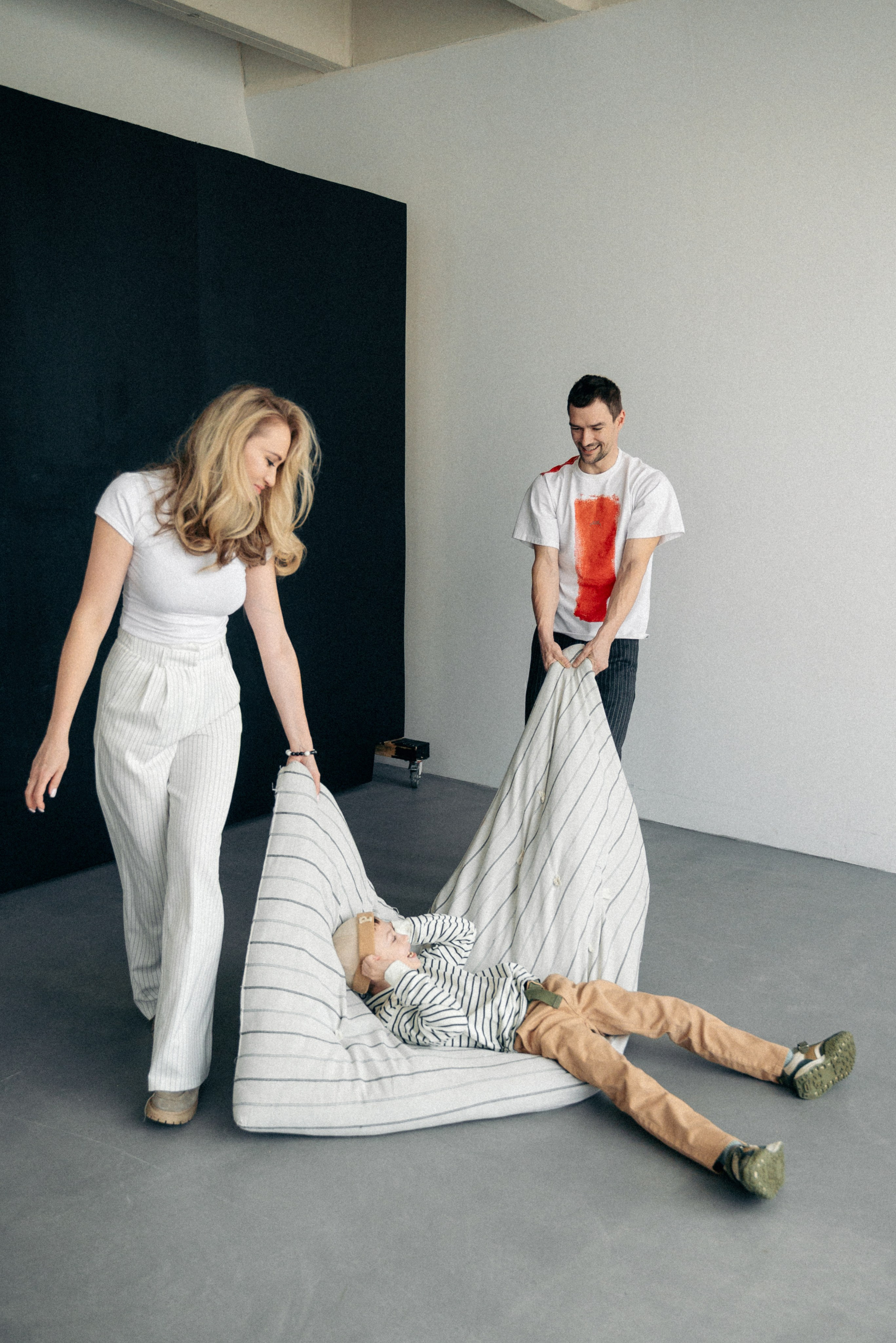 Яна, Антон и Роберт. Свадебный и портретный фотограф в Минске Наташа Каракулова