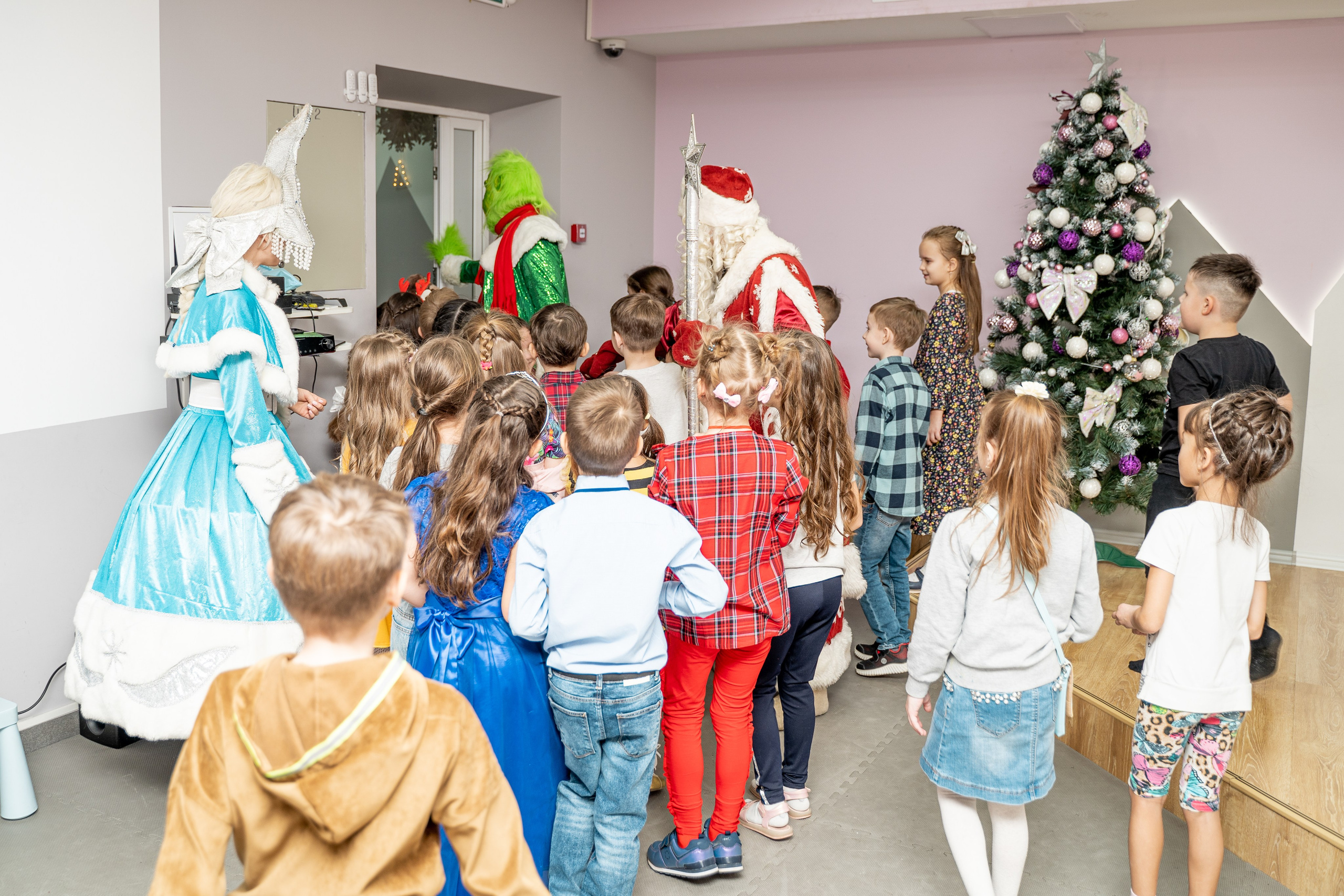 1 гимназия Новогодний утренник. Свадебный и репортажный фотограф в Уфе| Осетрова Ольга