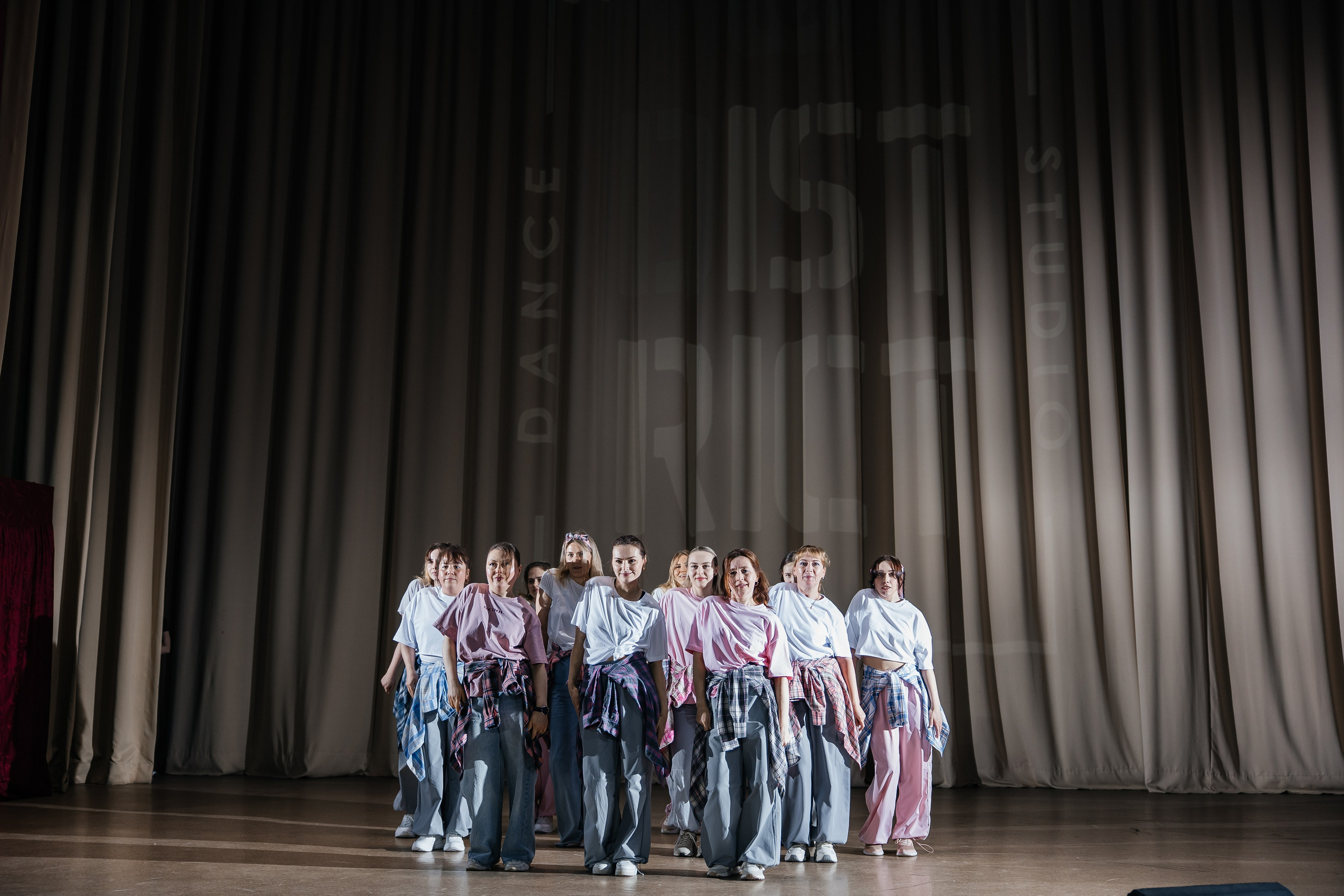 Дистрикт. Отчетный концерт. Свадебный и Семейный фотограф г. Ижевск Гульназ Солдатова. Гульназ фото