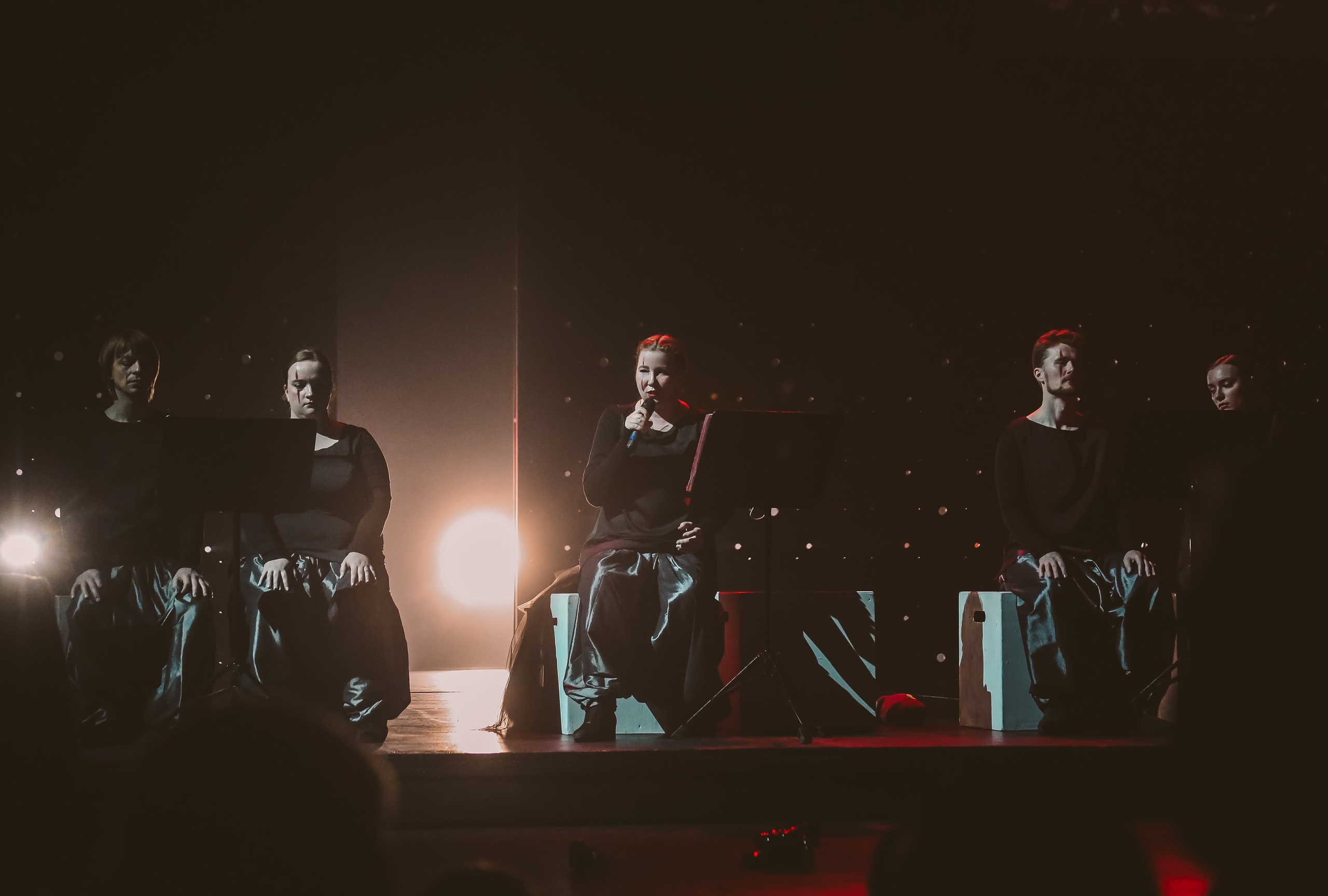 Опера "Красное": Сны погибших об Испании. Дарья Письменюк / Darya Leitstern — фотограф, музыкант, журналист, путешественник