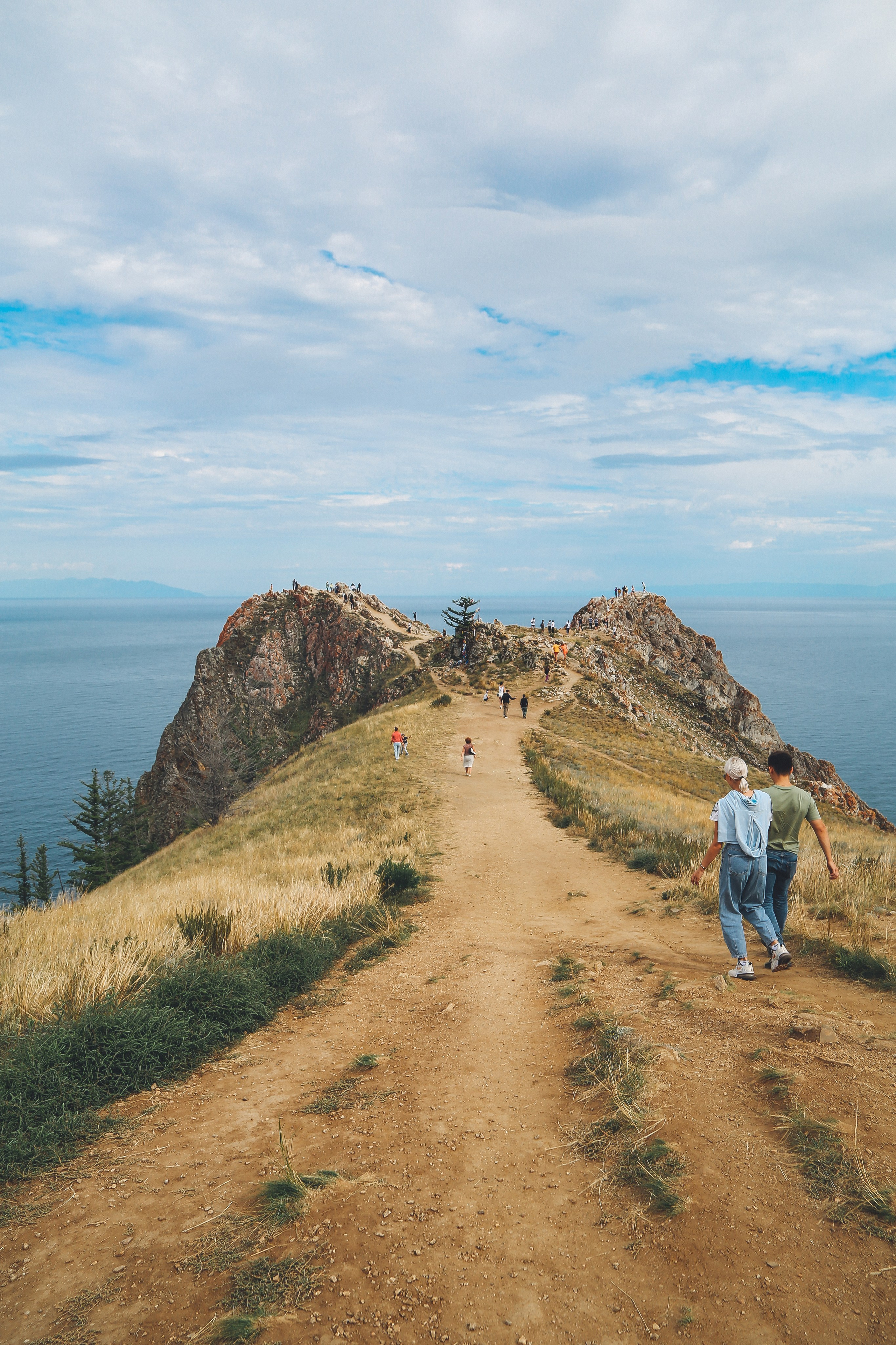 Байкал летний: легенды и святыни. Дарья Письменюк / Darya Leitstern — фотограф, музыкант, журналист, путешественник