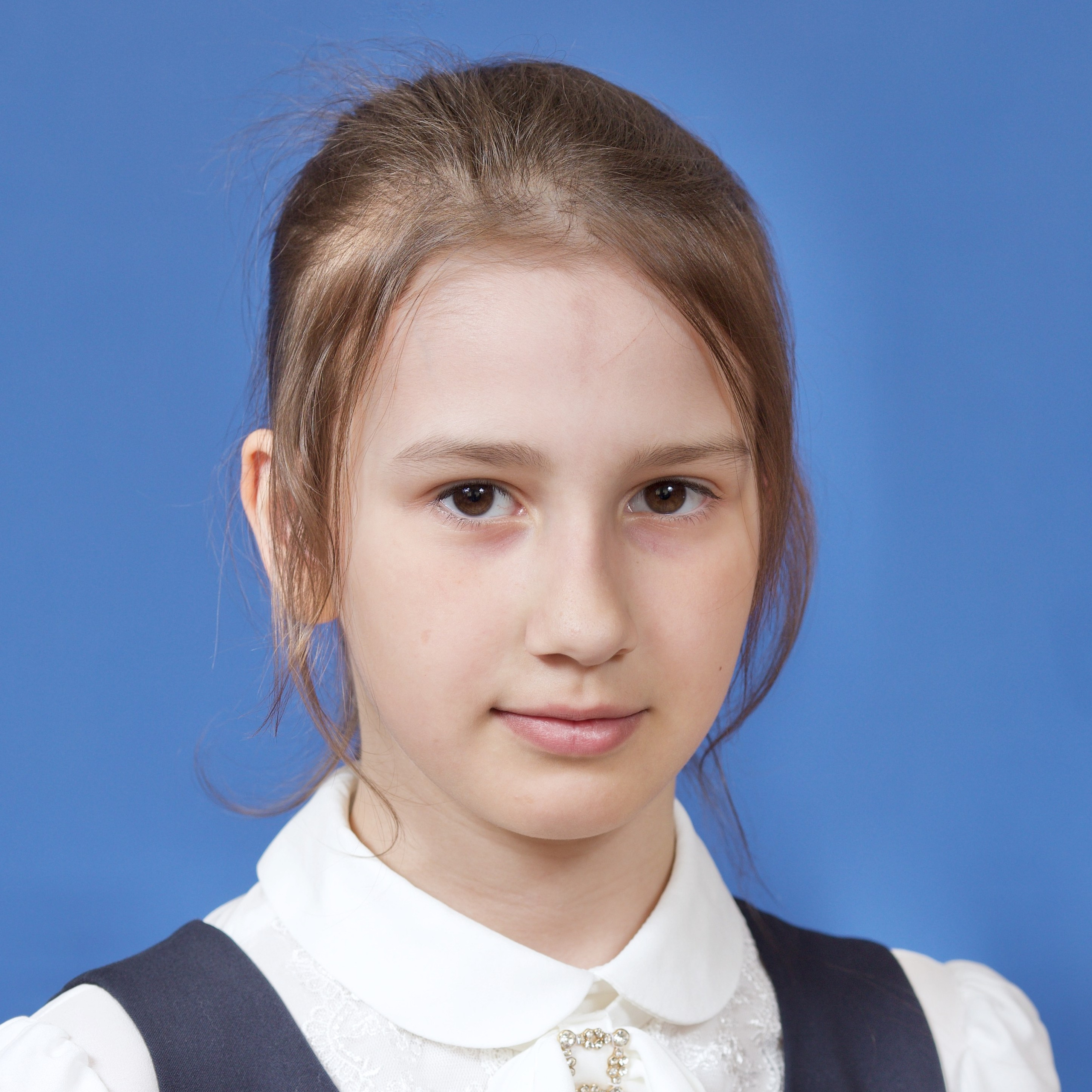 4 класс. Портреты. Школьные выпускные альбомы в Москве Марина Николаева