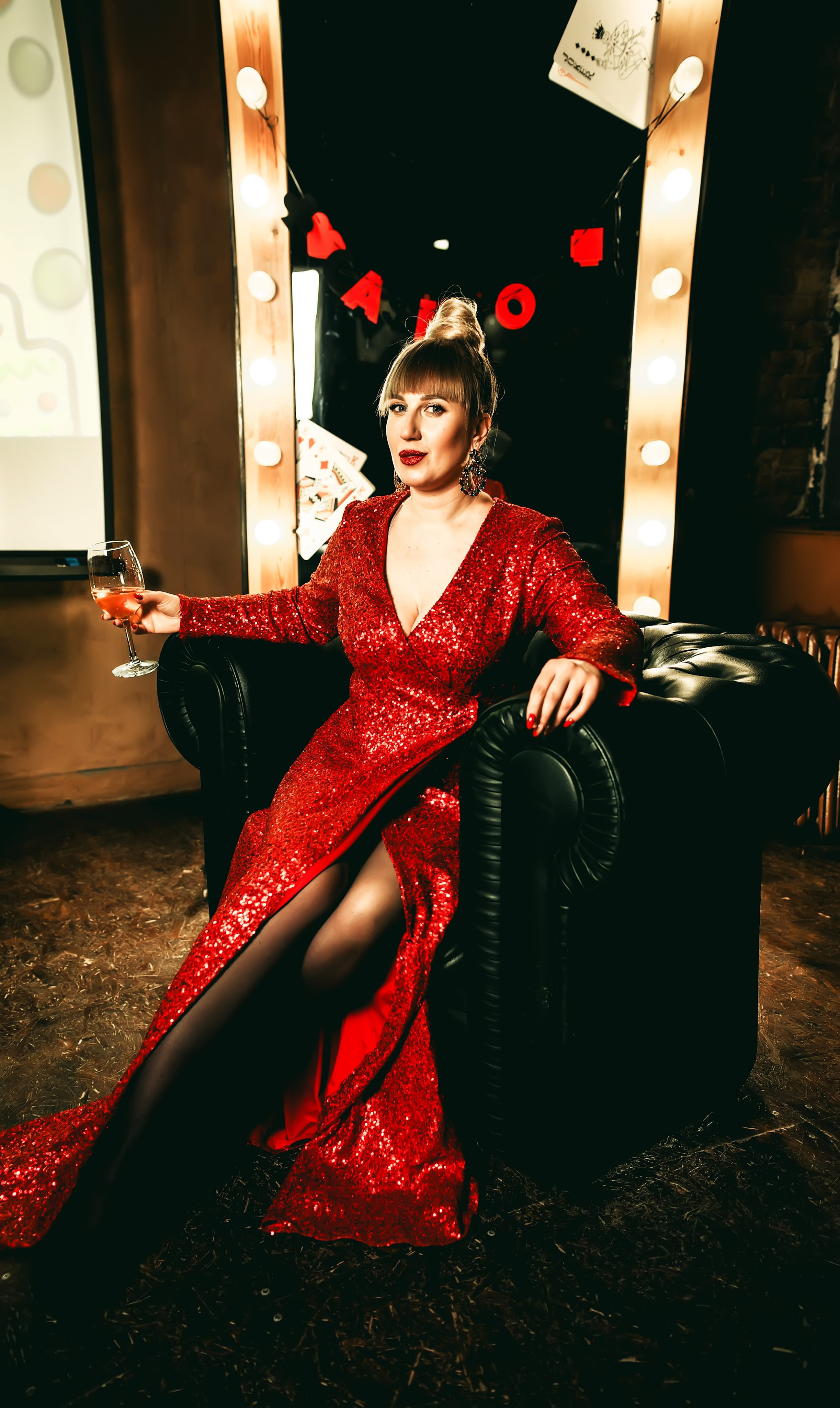 Тематическая вечеринка на юбилей 35 лет. Свадебный, семейный, детский, контент фотограф в Омске Максим Ильин