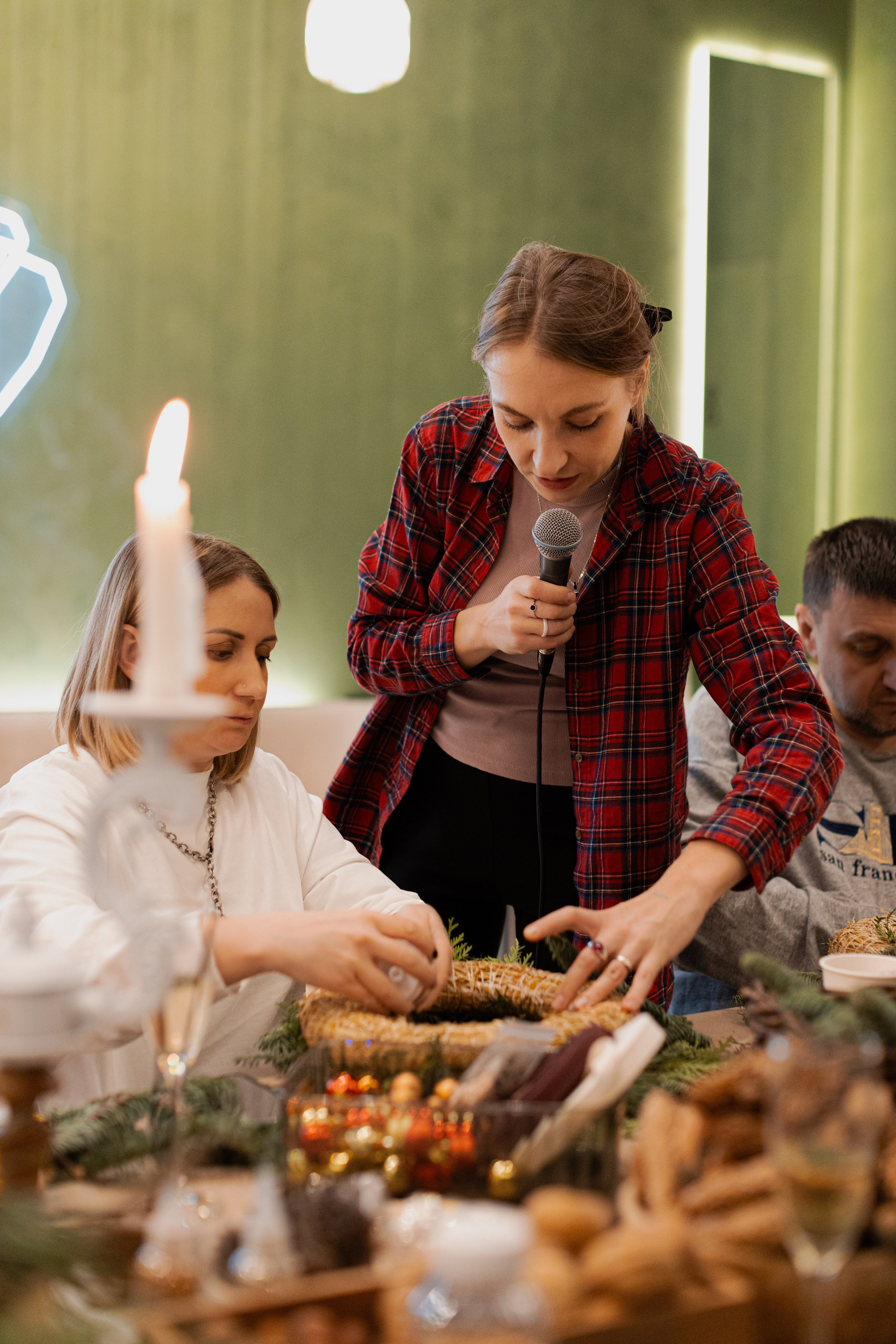 Мк свечи и венок (новогодний корпоратив). Анастасия Ракчеева Художник