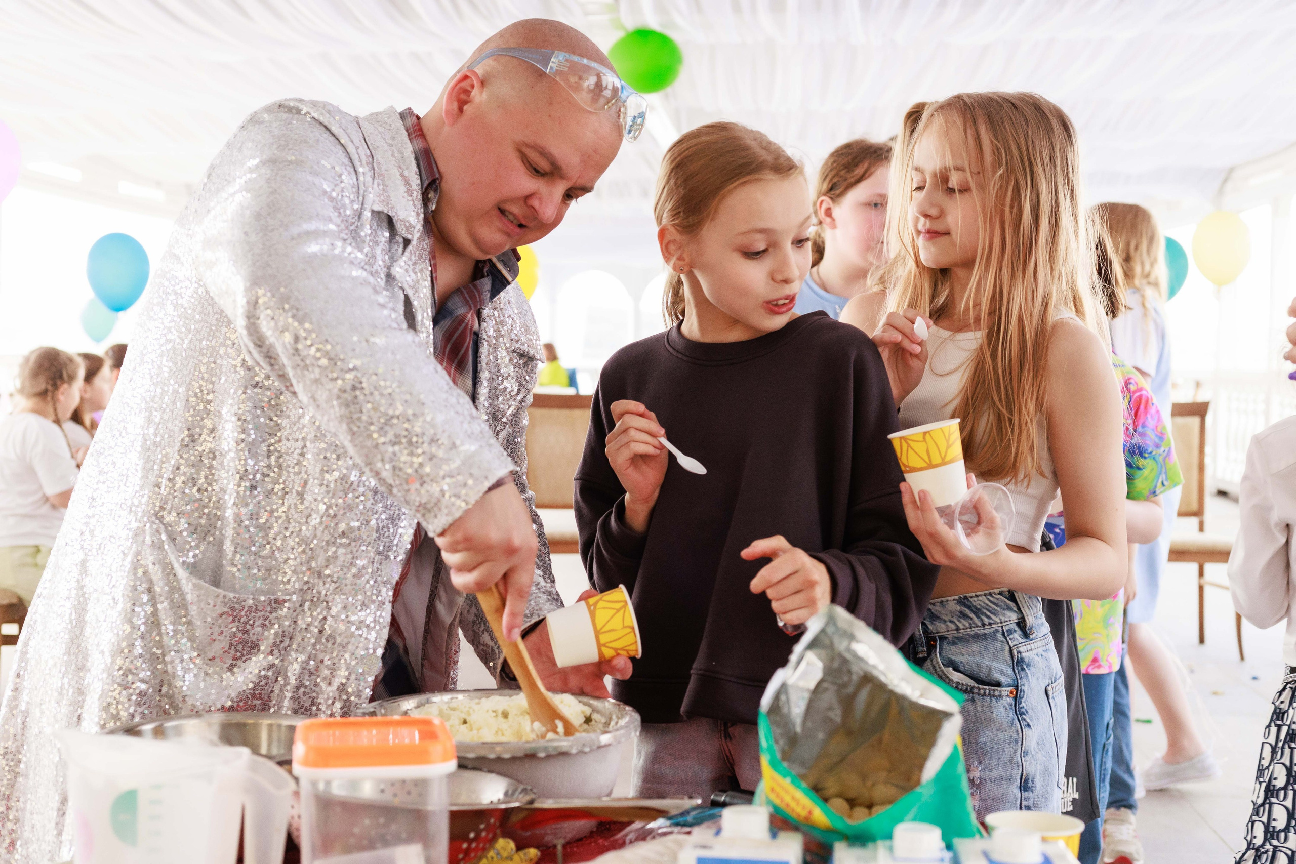 Выпускной 4 класс. Фотограф в Москве Дмитрий Емельянов