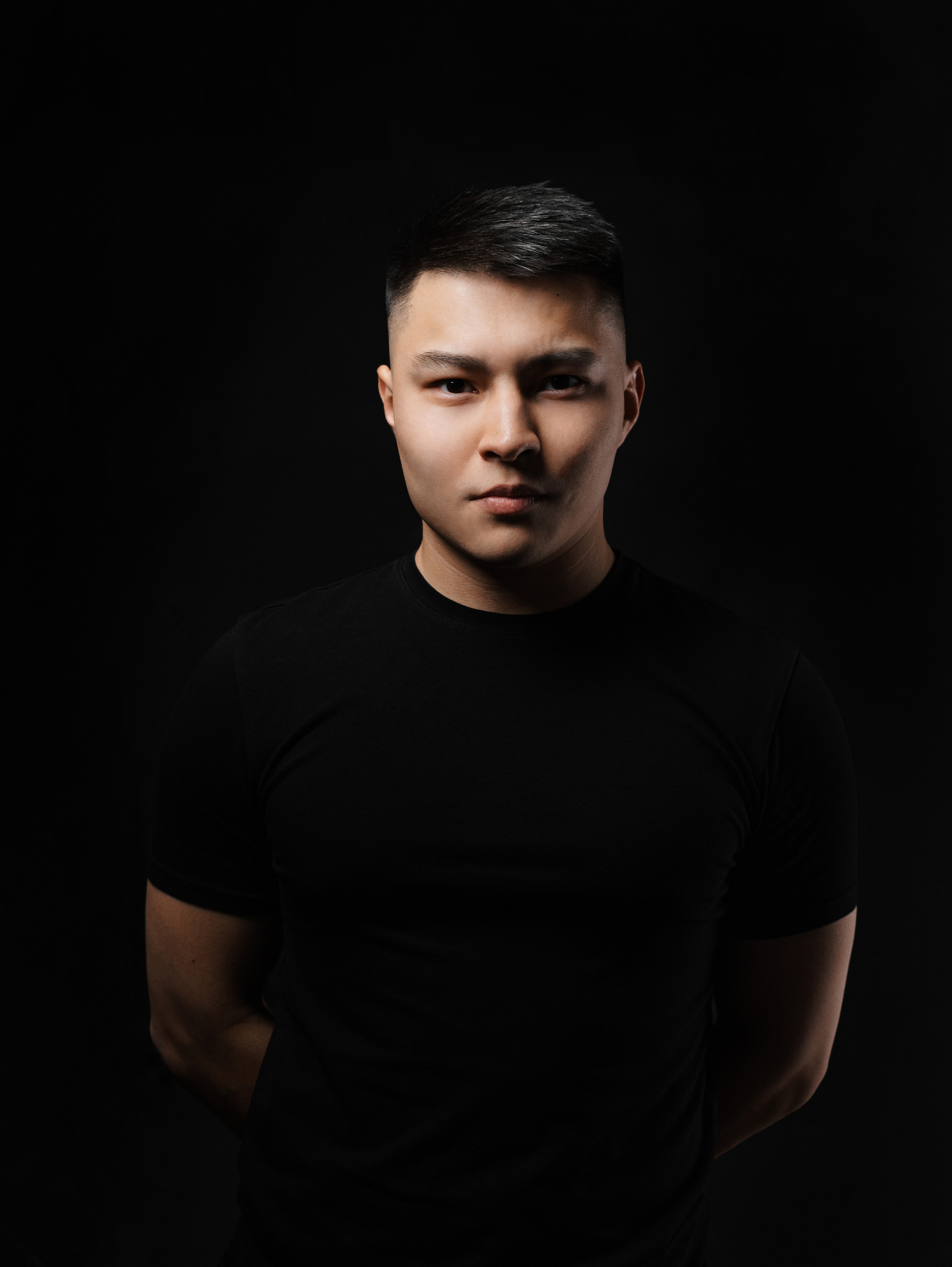 PORTRAIT. Коммерческий и некоммерческий фотограф в Алматы Сланбек Адиль