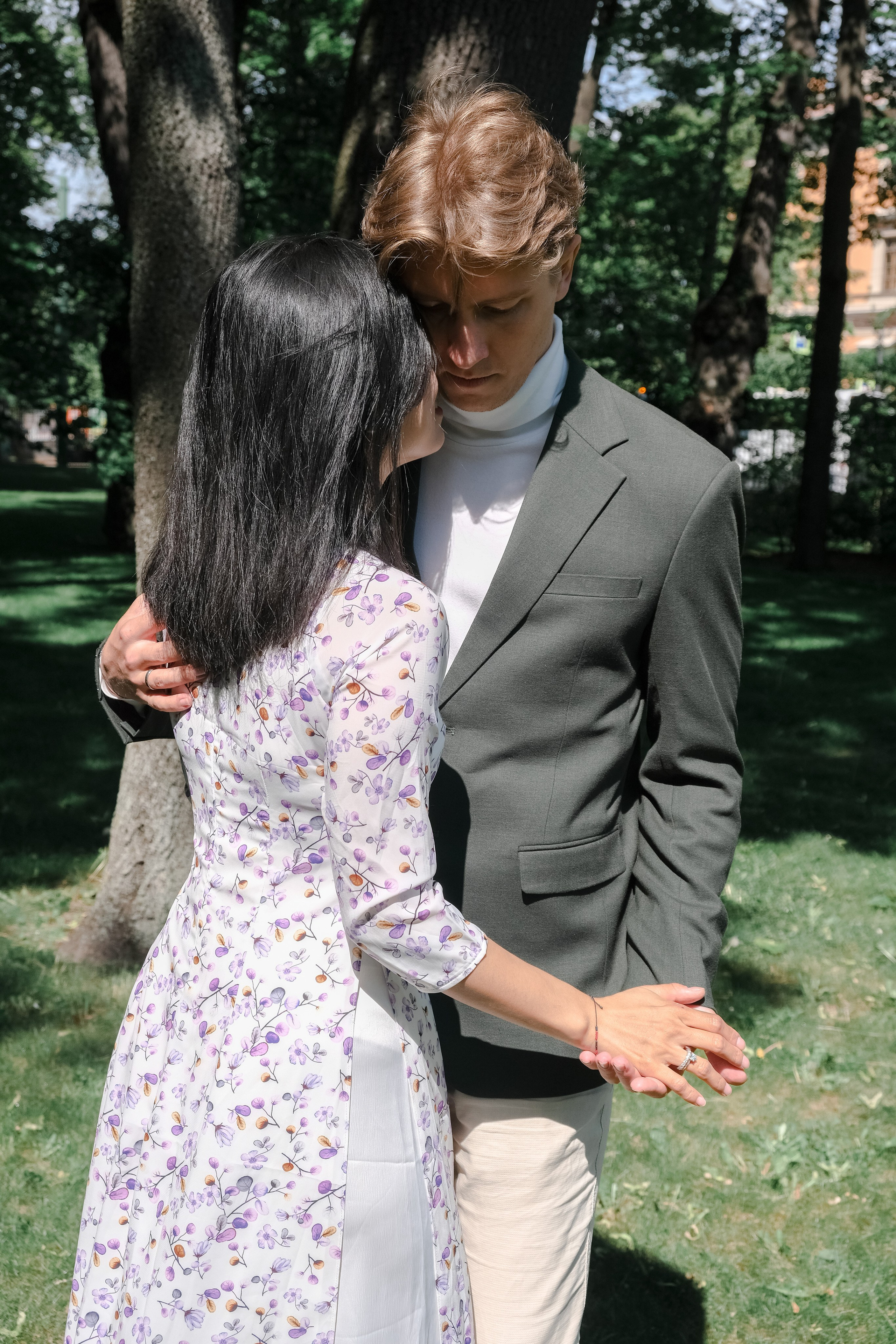 В саду. Питерский фотограф