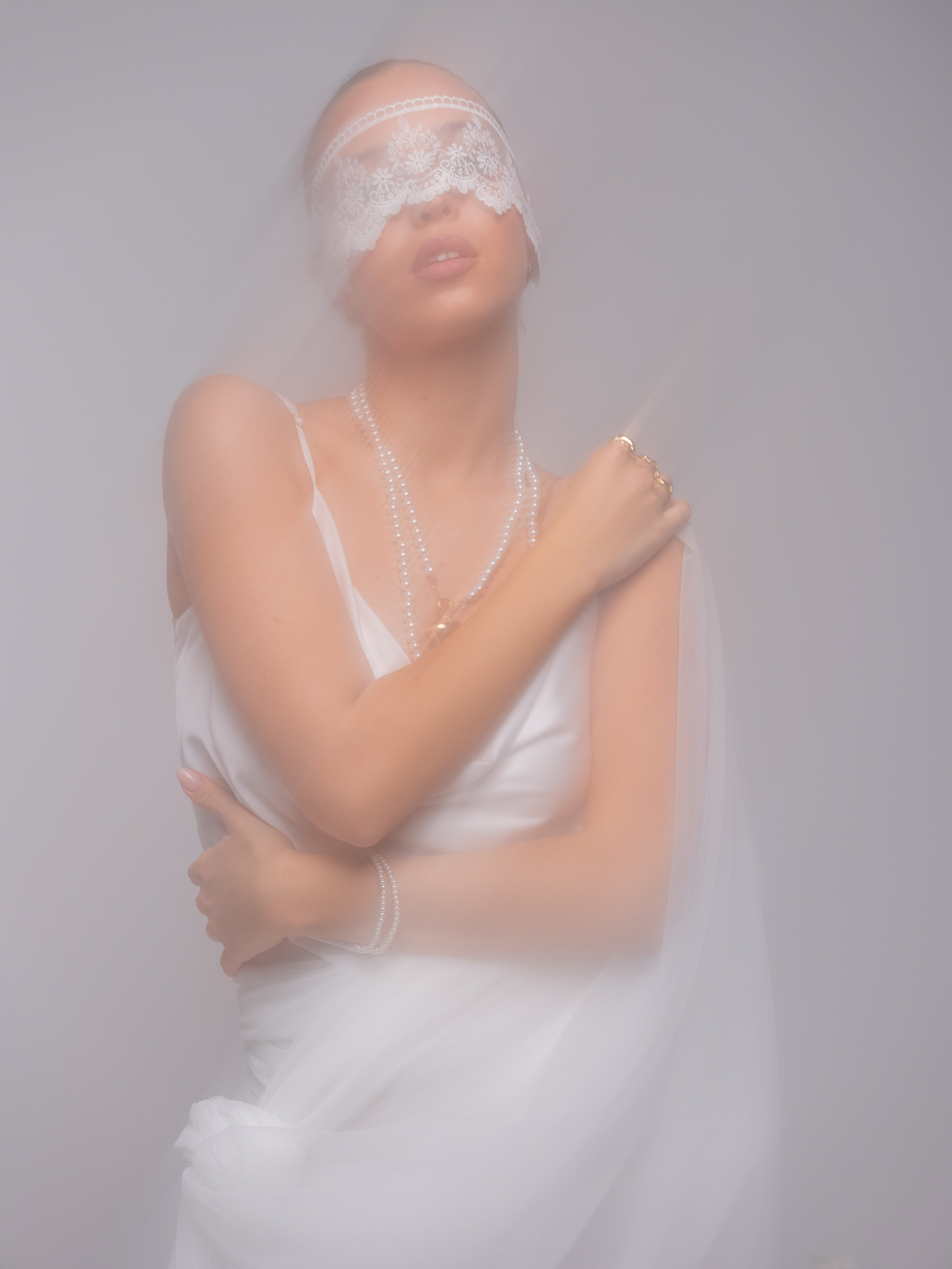 Алина. Фотограф в Москве и Праге: индивидуальные портреты, парные фотосессии