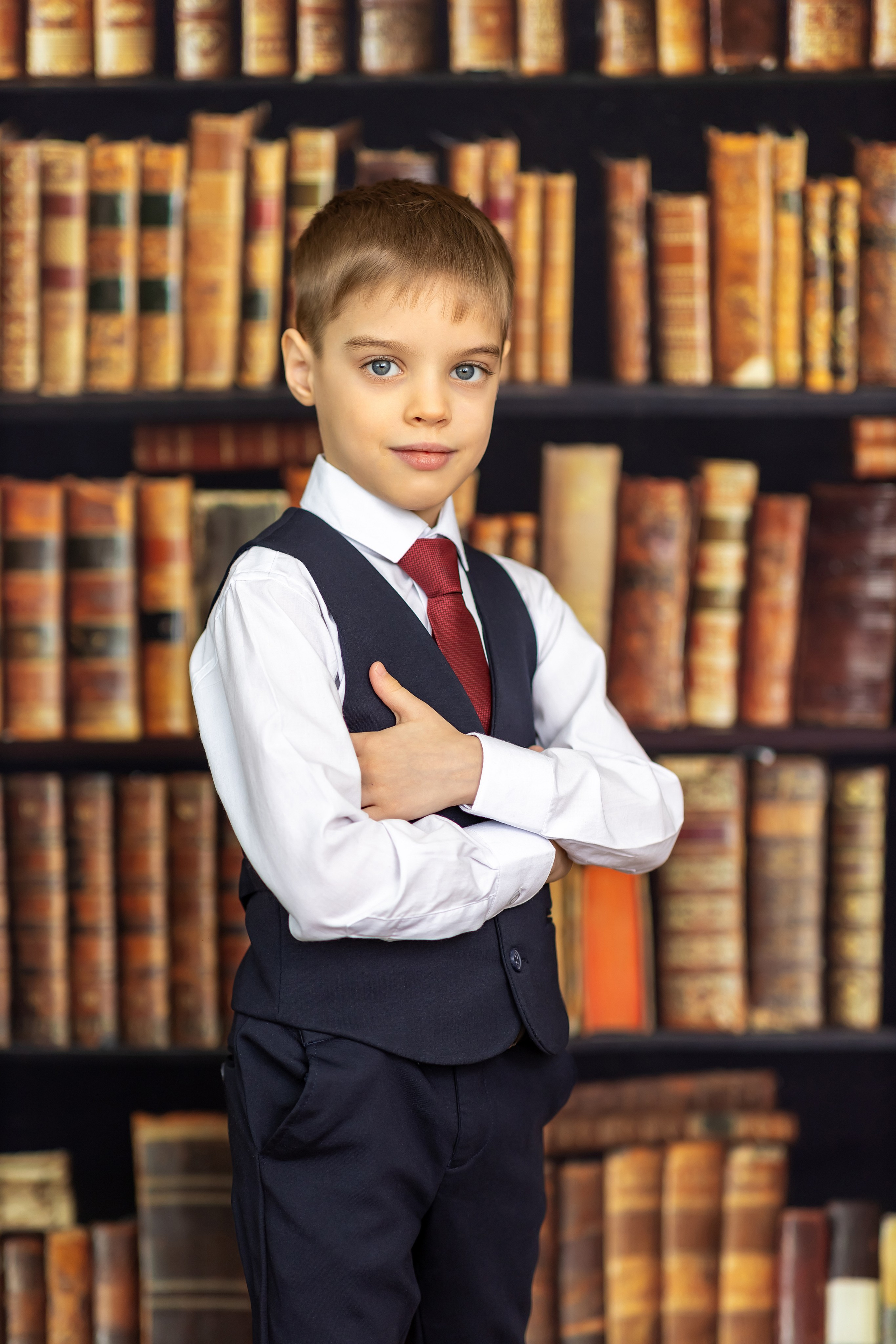 Примеры фото НАЧАЛЬНЫЕ КЛАССЫ. Фотограф Радужный ХМАО, Школьный фотограф, семейный фотограф, выпускной альбом