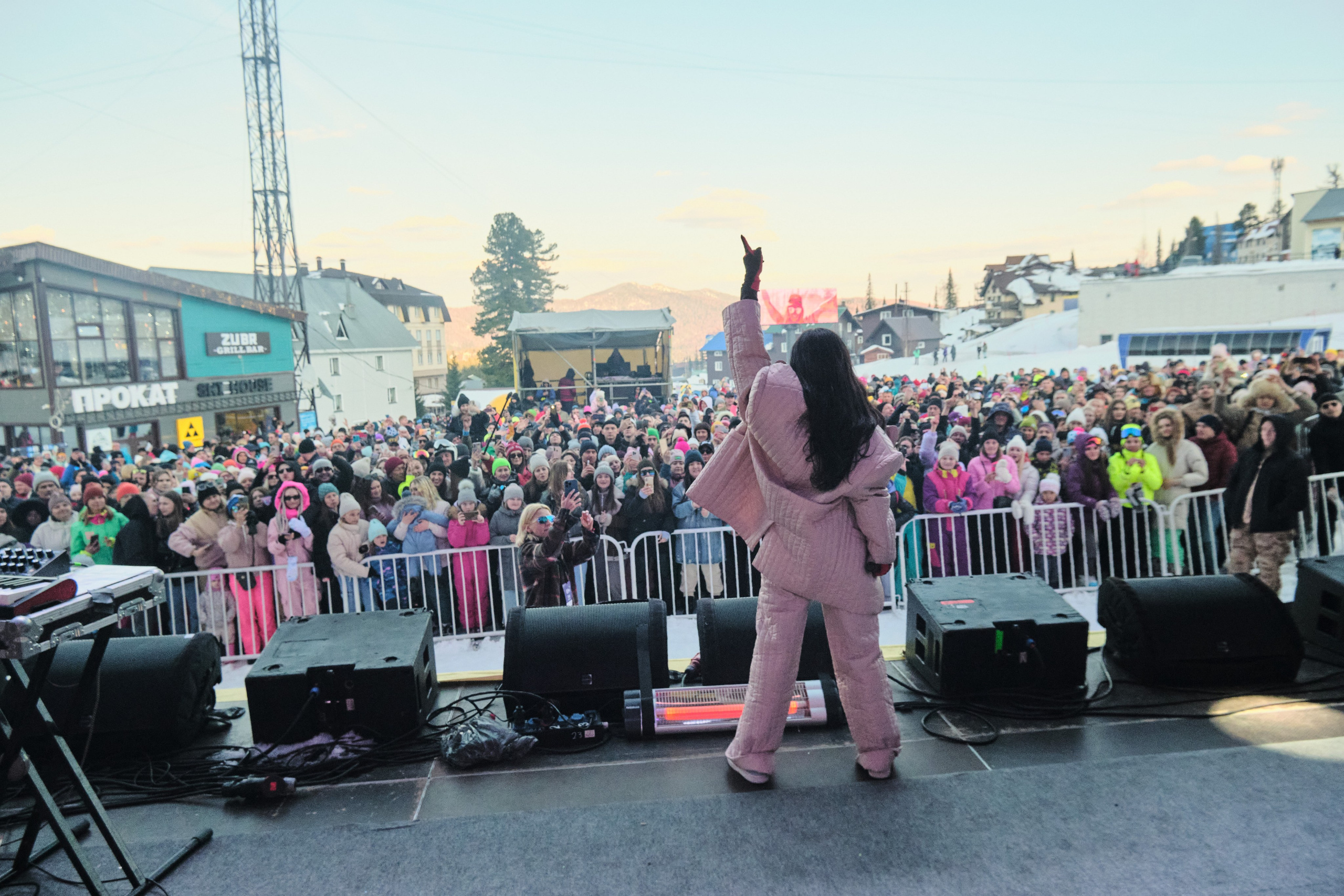 Грелка фест 21.04.2023. Свадебный и семейный фотограф в Новокузнецке Иван Иванов
