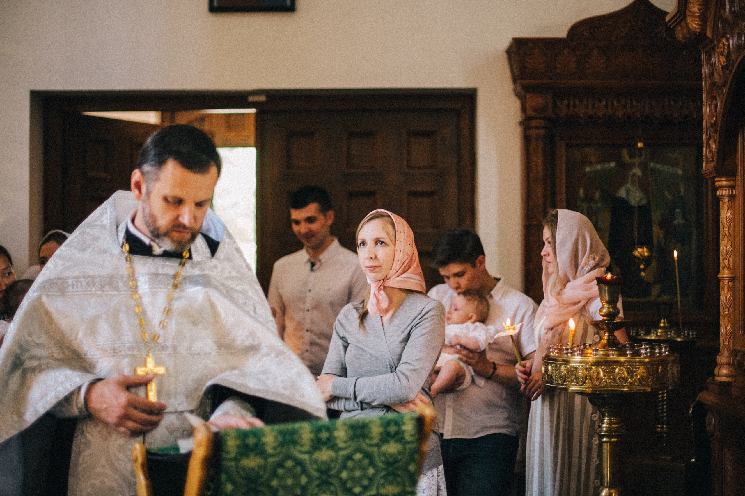 Крещение Мироши. Семейный фотограф, фотограф родов, репортажей фотограф в Санкт-Петербу