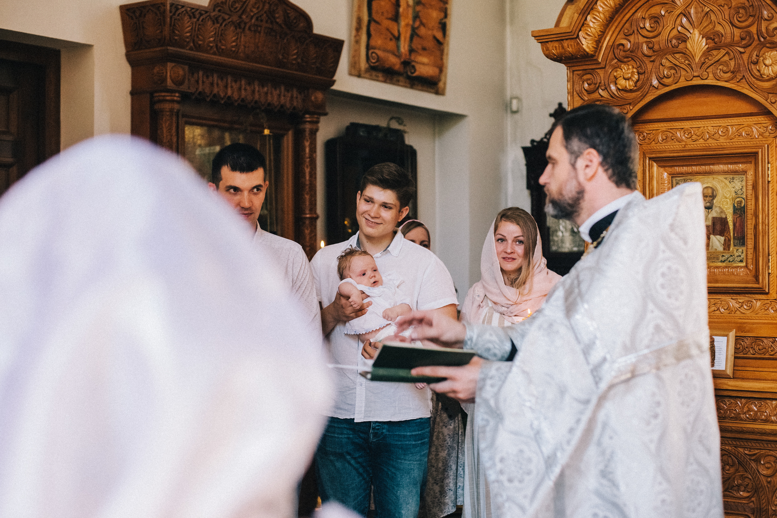 Крещение Мироши. Семейный фотограф, фотограф родов, репортажей фотограф в Санкт-Петербу