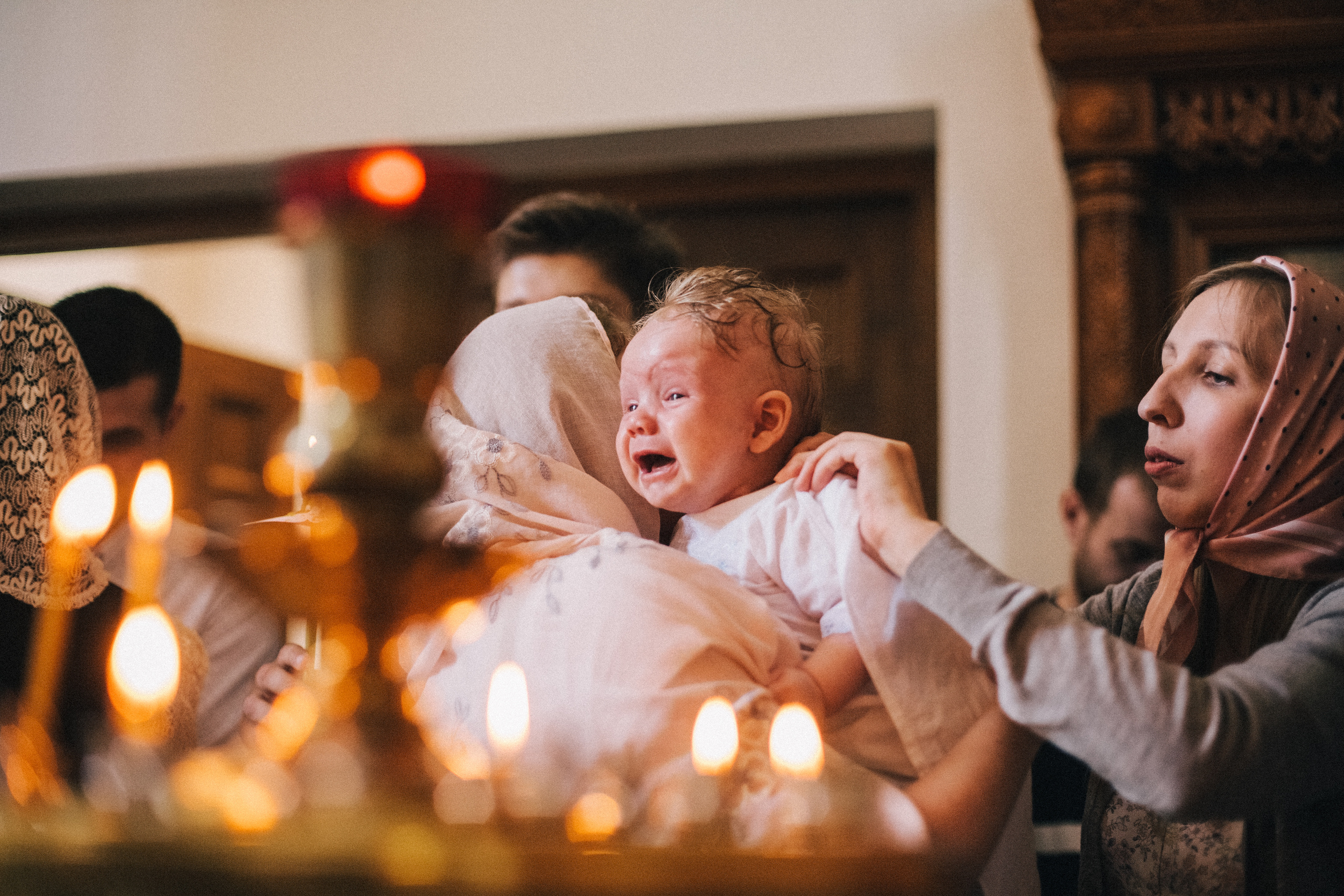 Крещение Мироши. Семейный фотограф, фотограф родов, репортажей фотограф в Санкт-Петербу