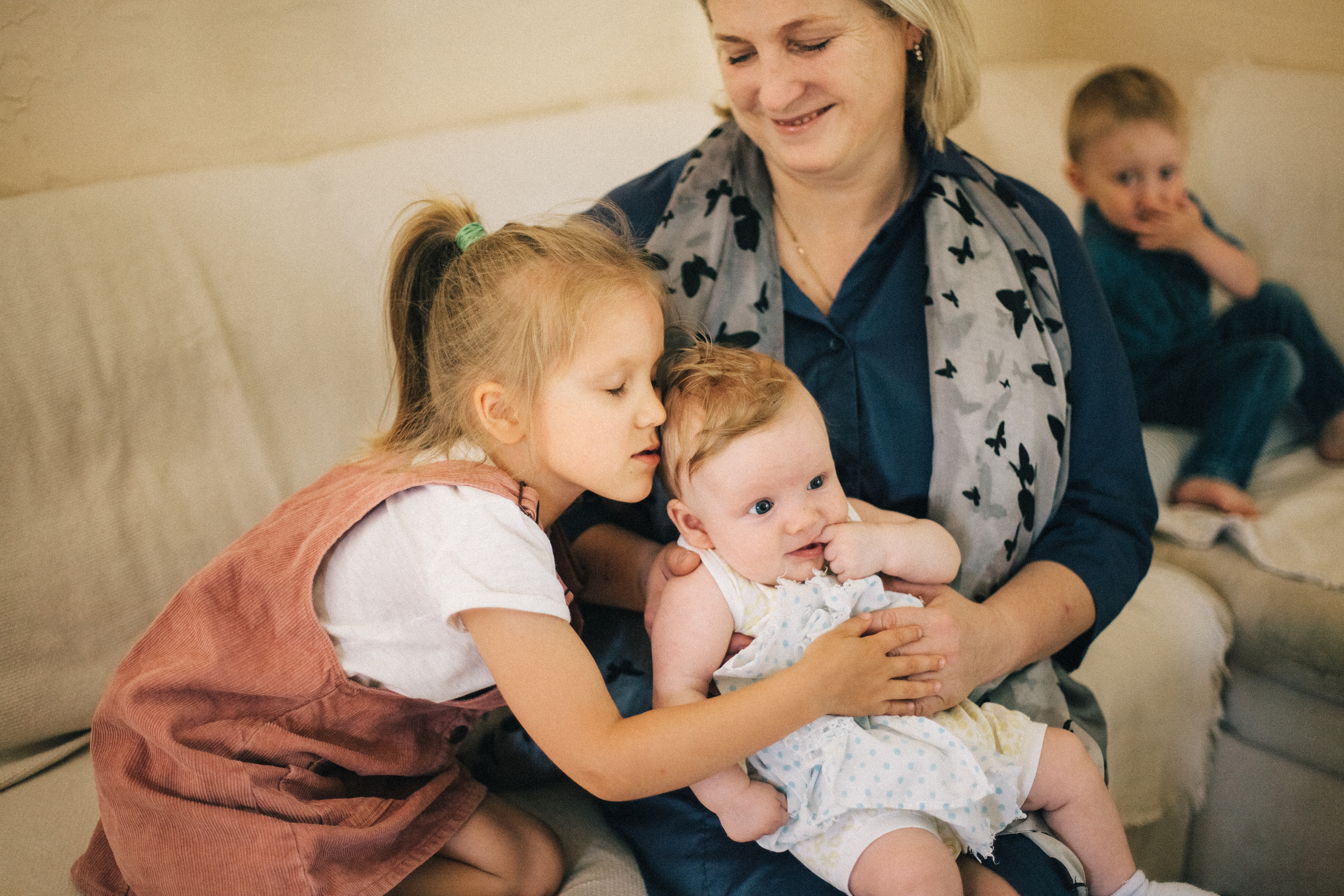 Крещение Мироши. Семейный фотограф, фотограф родов, репортажей фотограф в Санкт-Петербу