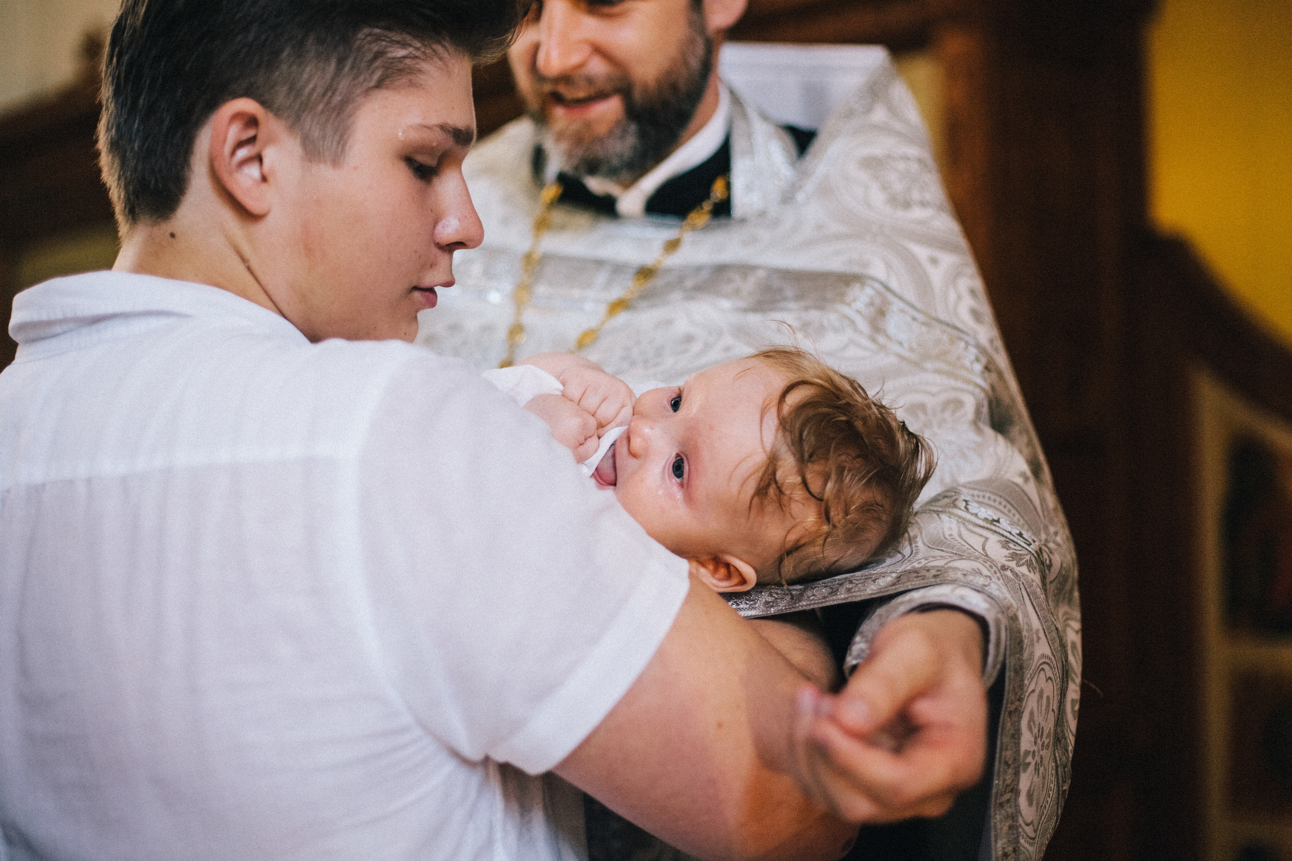 Крещение Мироши. Семейный фотограф, фотограф родов, репортажей фотограф в Санкт-Петербу
