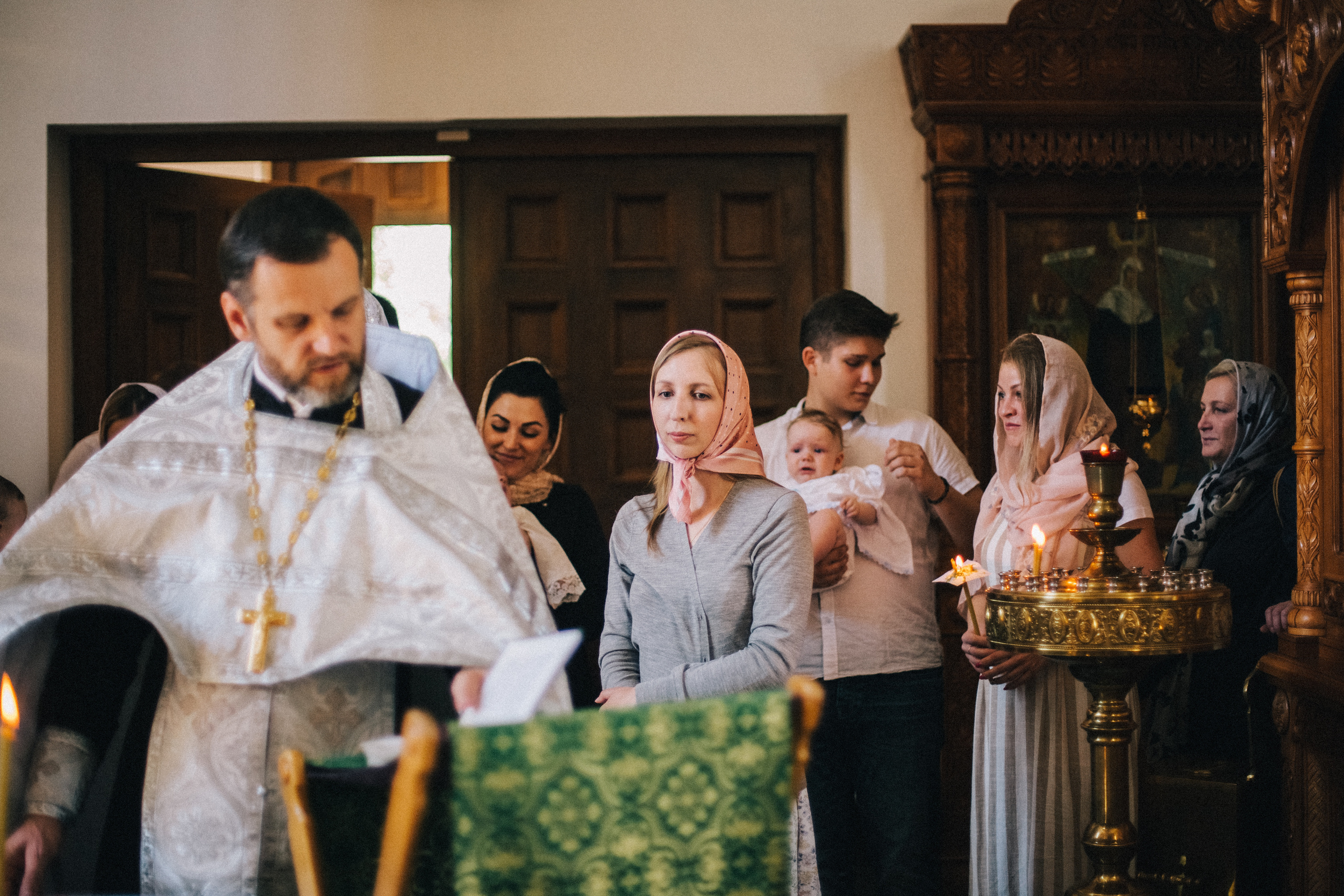 Крещение Мироши. Семейный фотограф, фотограф родов, репортажей фотограф в Санкт-Петербу