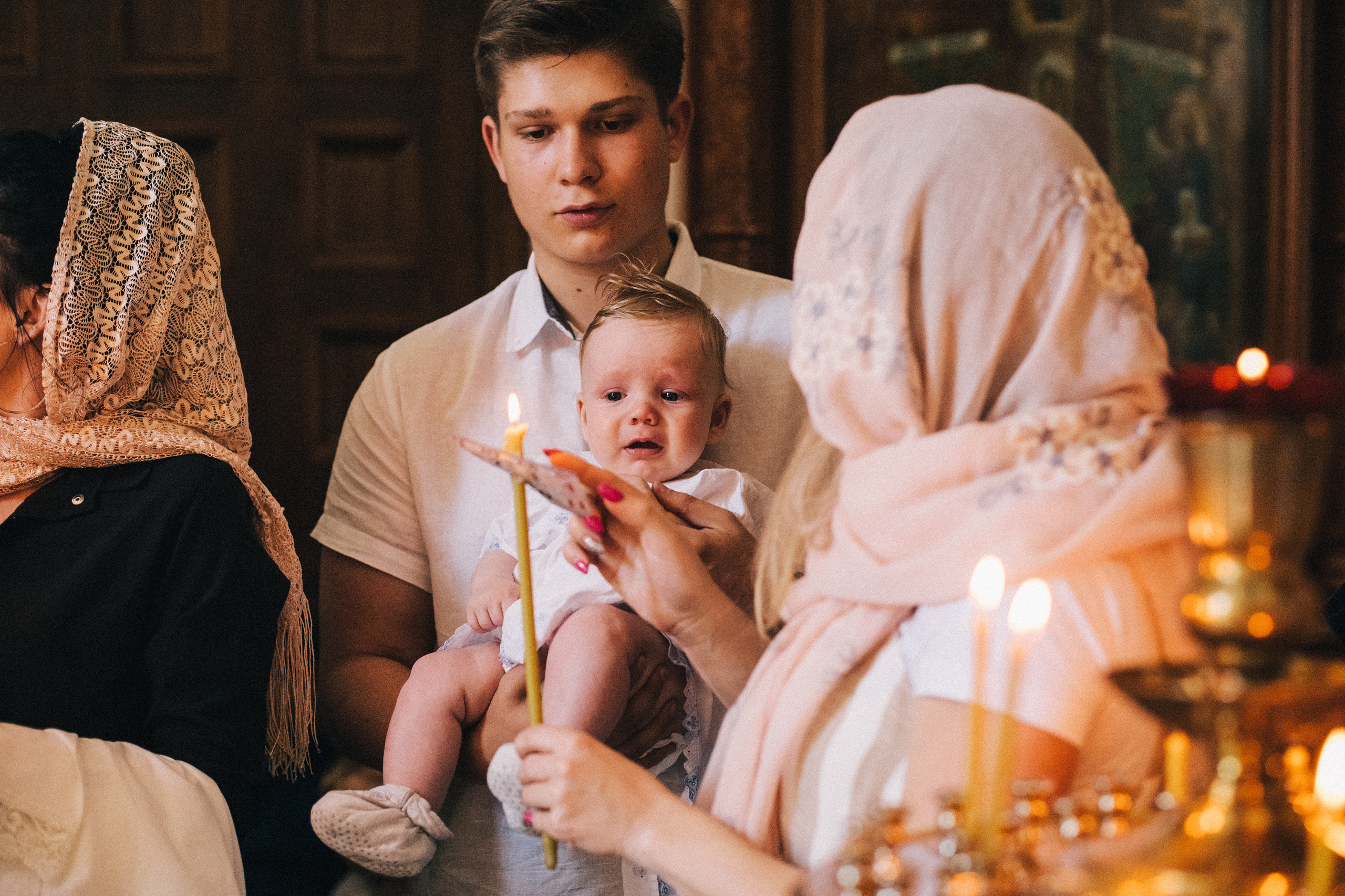 Крещение Мироши. Семейный фотограф, фотограф родов, репортажей фотограф в Санкт-Петербу