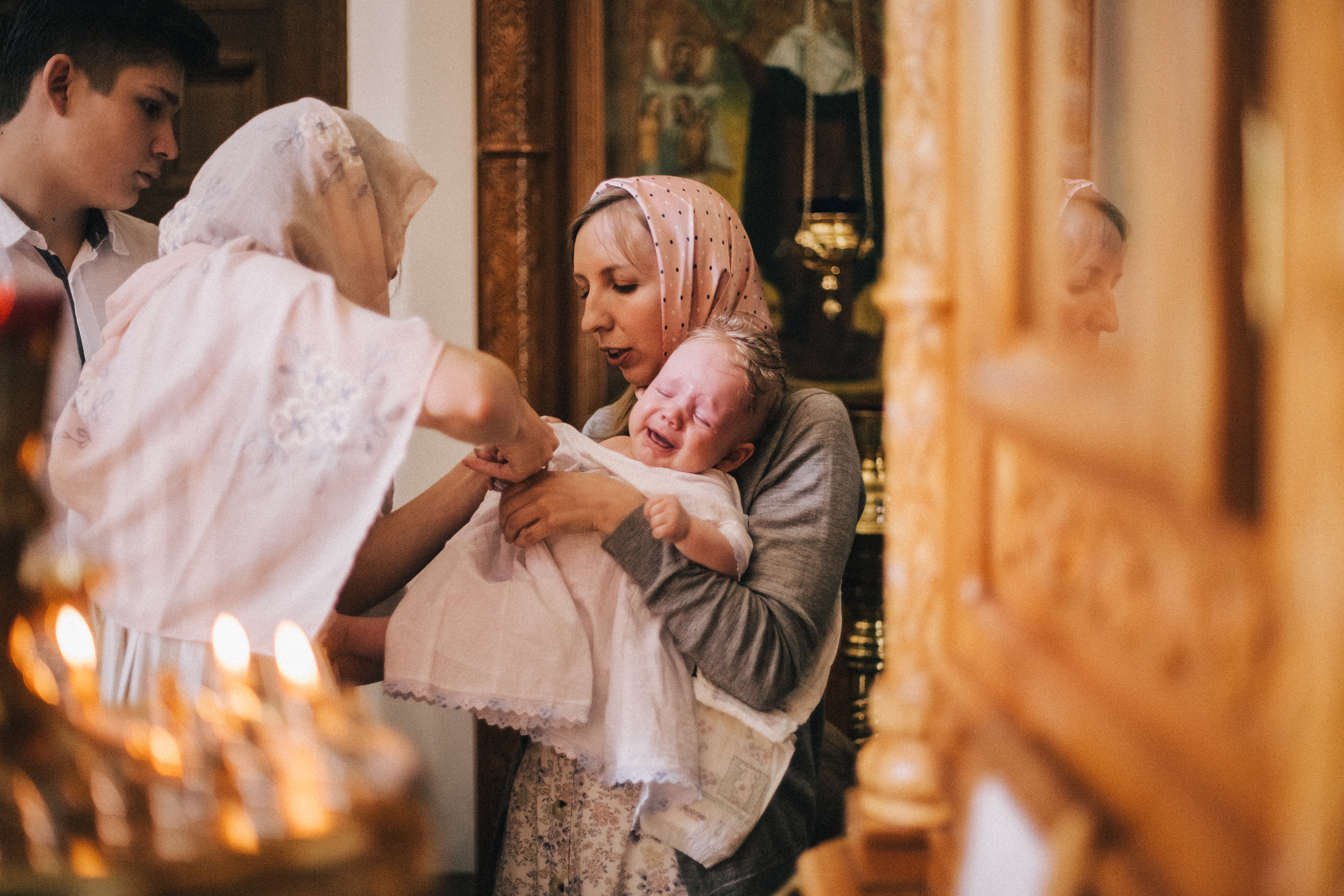 Крещение Мироши. Семейный фотограф, фотограф родов, репортажей фотограф в Санкт-Петербу