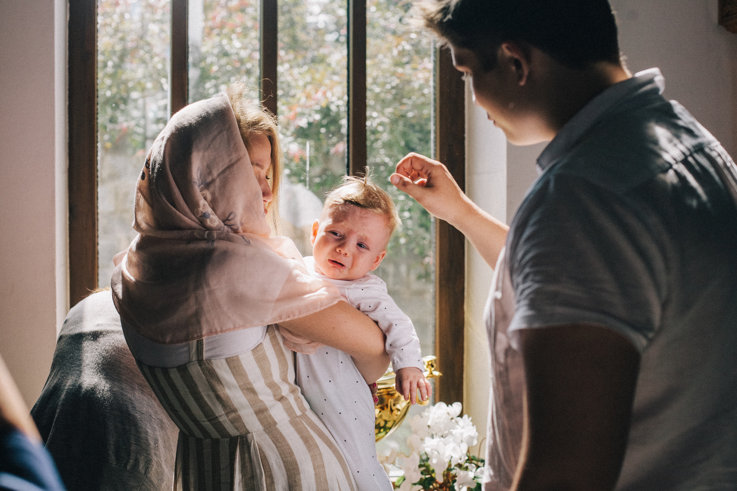 Крещение Мироши. Семейный фотограф, фотограф родов, репортажей фотограф в Санкт-Петербу