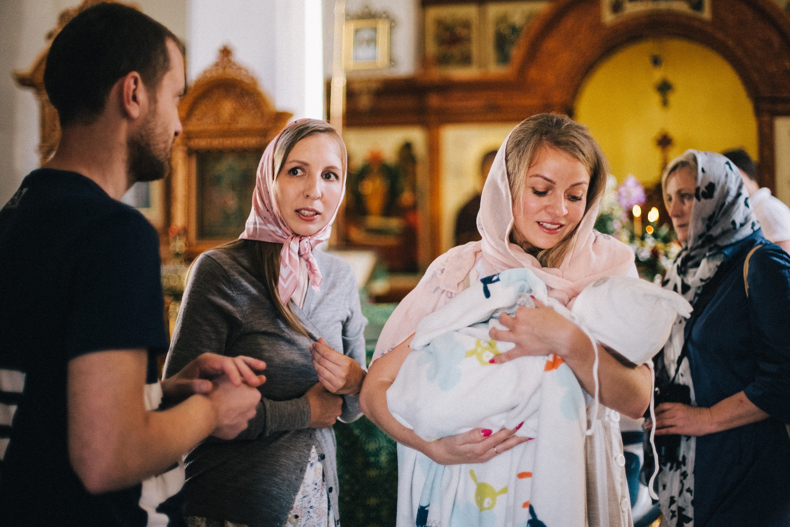 Крещение Мироши. Семейный фотограф, фотограф родов, репортажей фотограф в Санкт-Петербу