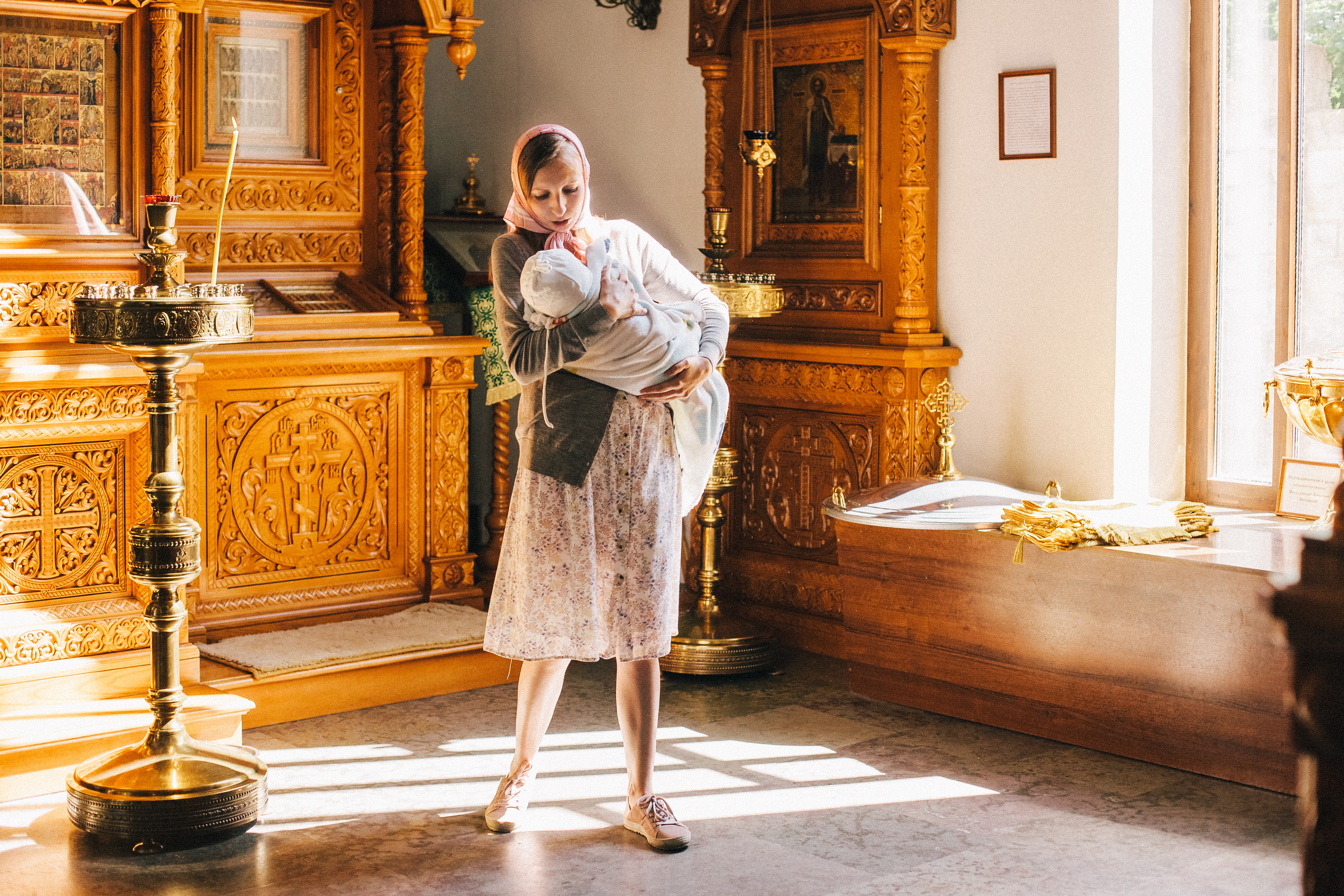Крещение Мироши. Семейный фотограф, фотограф родов, репортажей фотограф в Санкт-Петербу