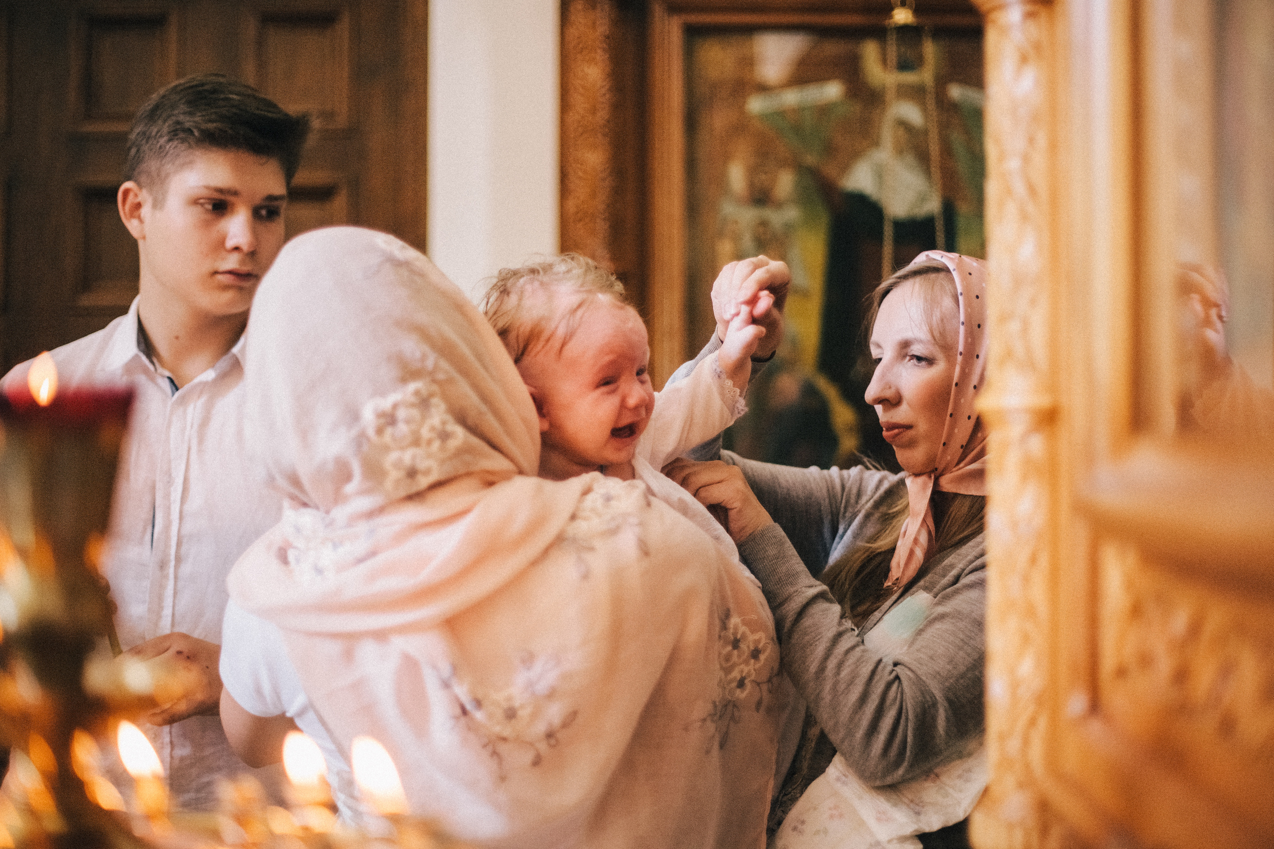 Крещение Мироши. Семейный фотограф, фотограф родов, репортажей фотограф в Санкт-Петербу