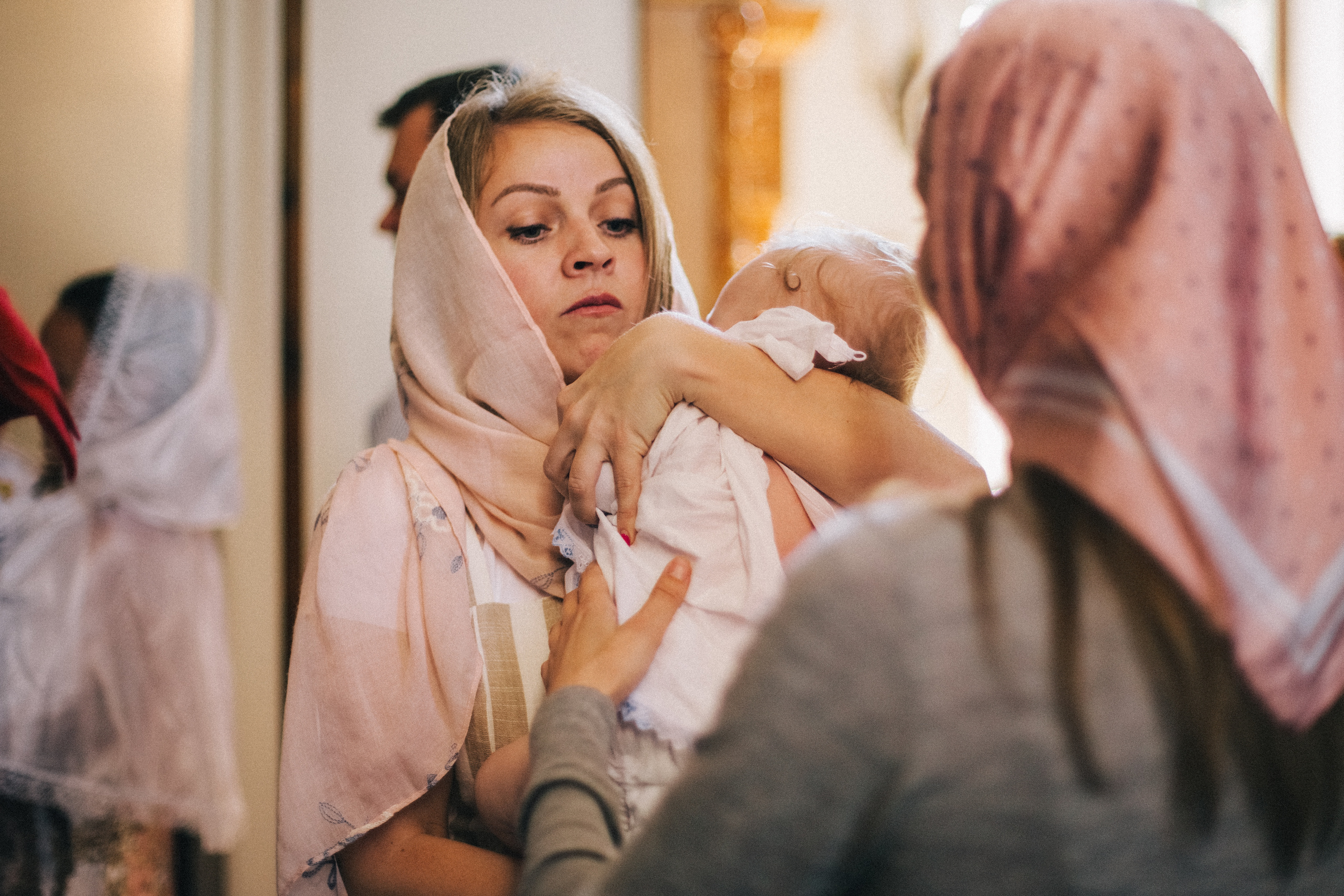 Крещение Мироши. Семейный фотограф, фотограф родов, репортажей фотограф в Санкт-Петербу