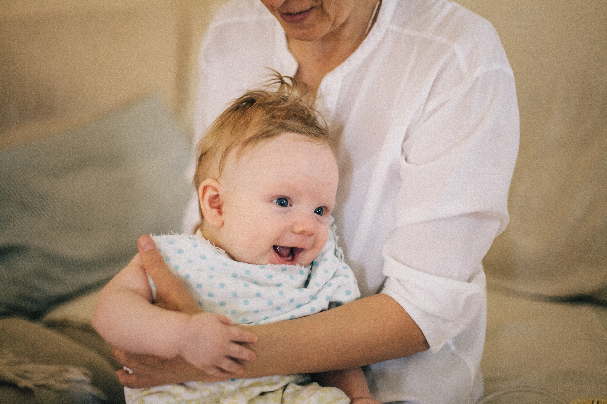 Крещение Мироши. Семейный фотограф, фотограф родов, репортажей фотограф в Санкт-Петербу