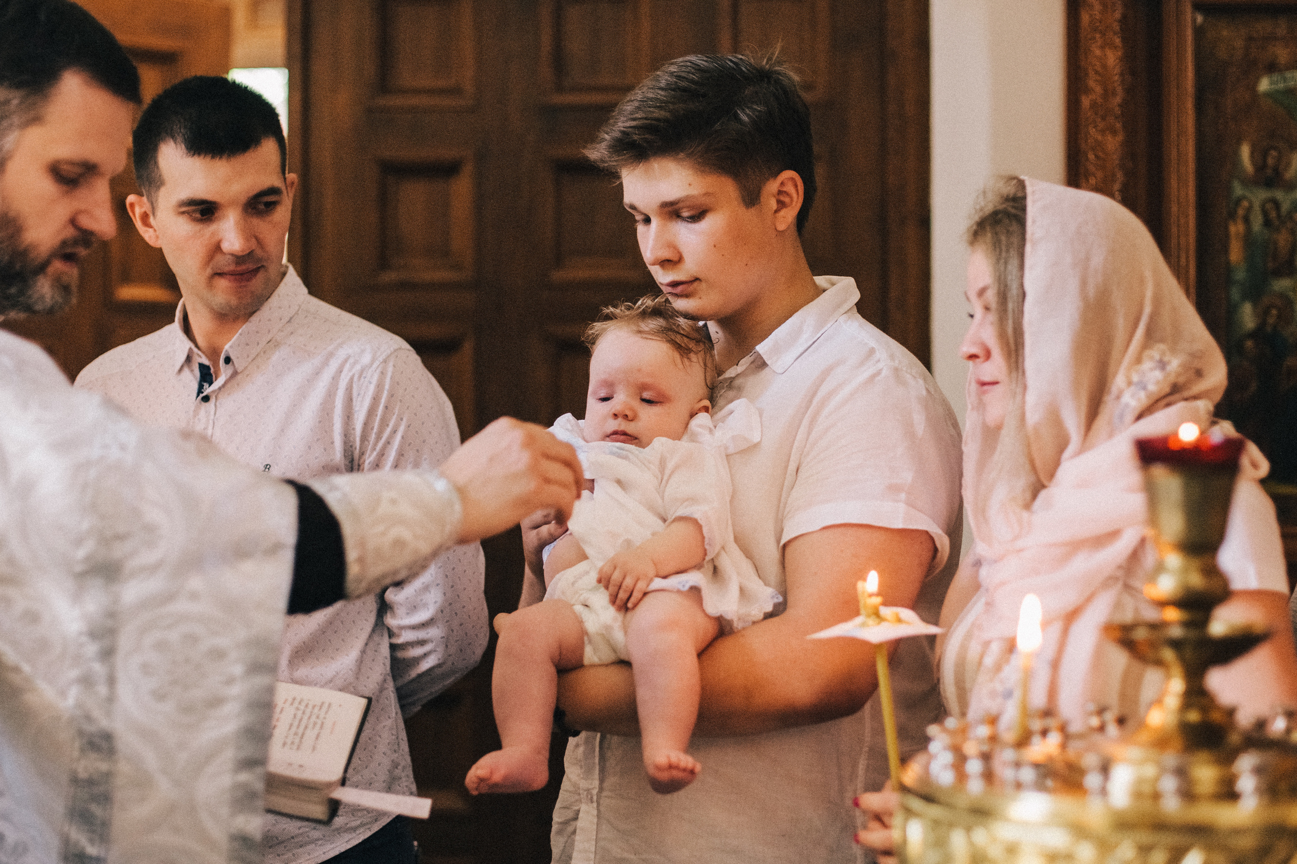 Крещение Мироши. Семейный фотограф, фотограф родов, репортажей фотограф в Санкт-Петербу