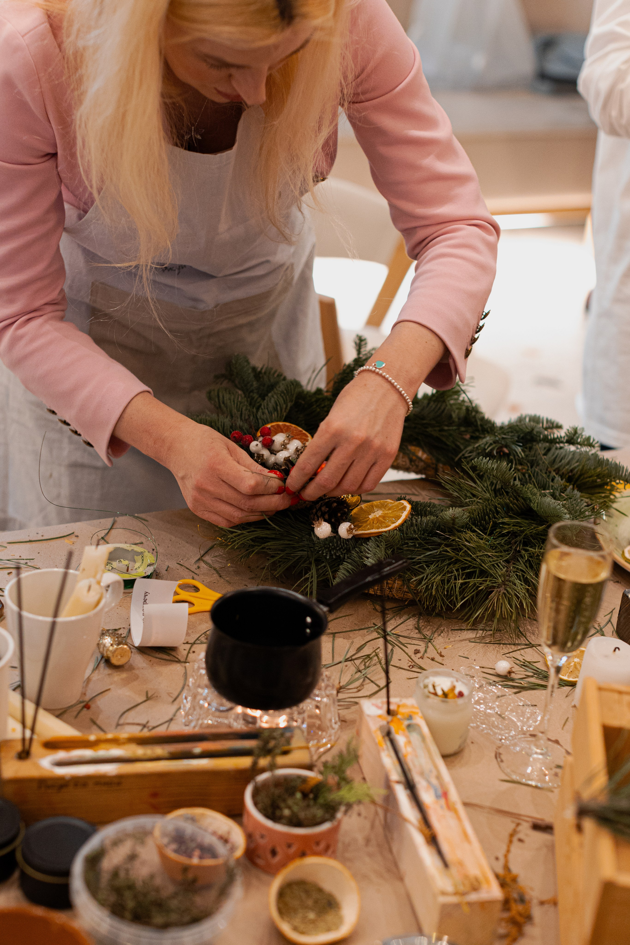 Мк свечи и венок (новогодний корпоратив). Анастасия Ракчеева Художник