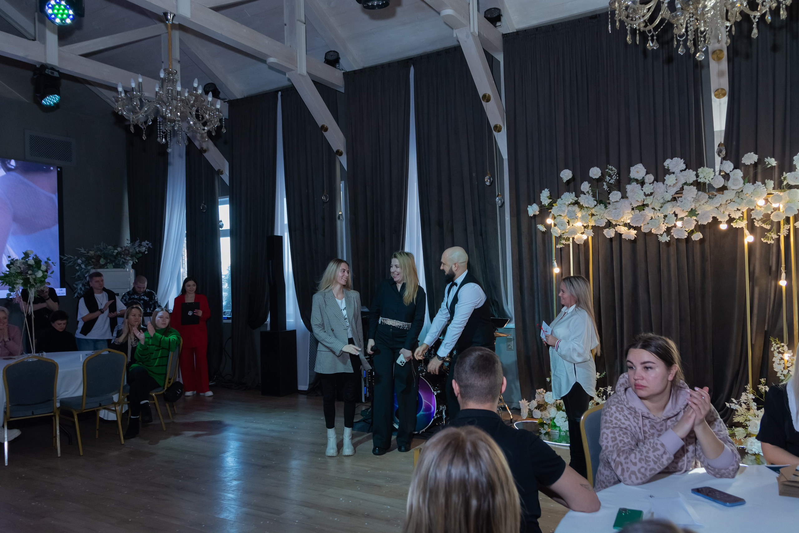 Свадебное чаепитие для молодоженов