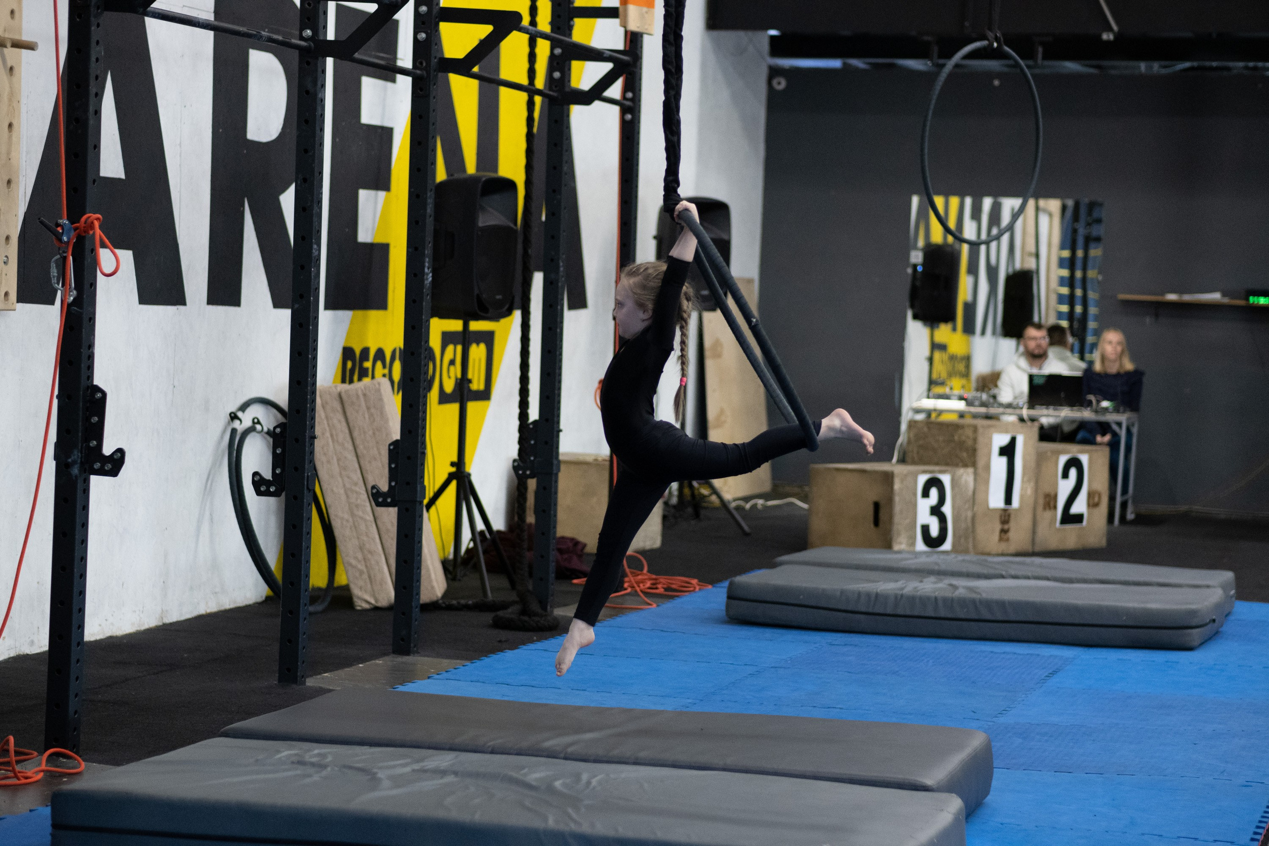 Внутриклубные соревнования по воздушной гимнастике 02.04.23