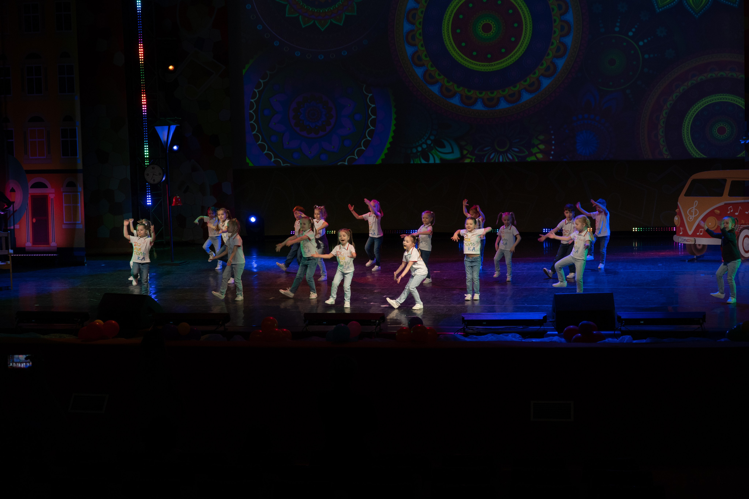 Съёмка концерта для Домисольки, большой концертный зал Космос. «Студия DRONAVT`s» — видеосъёмка и фотография г. Москва