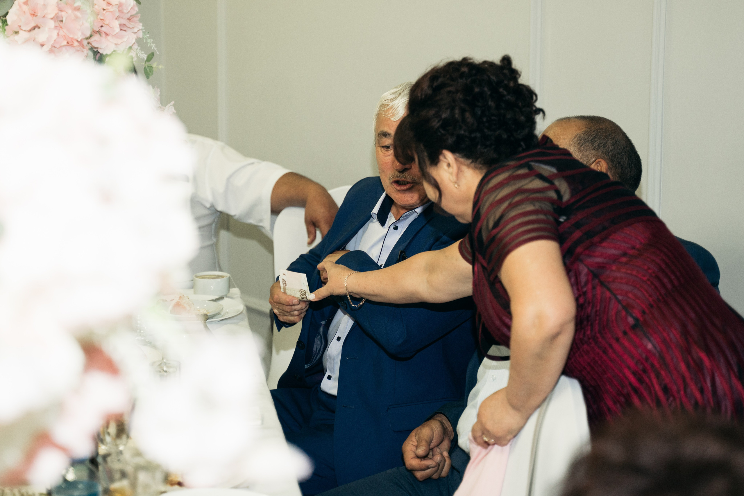 Ильнур и Динара. Свадебный день. Отбор. Кафе Ля делис. Семейный и свадебный фотограф Молодзяновская Елена