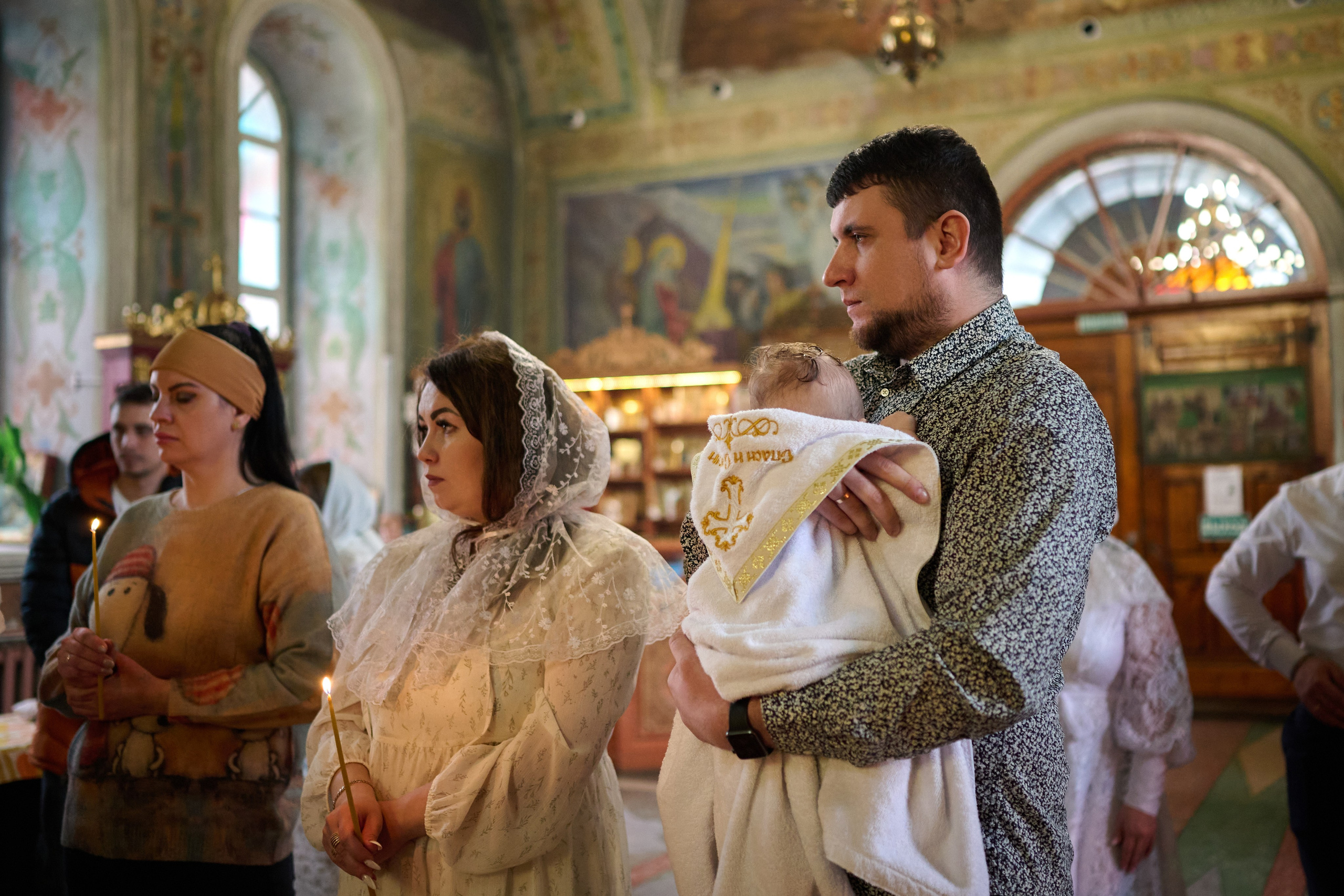 Фотосъемка крещения Саши. Профессиональный фотограф Старый Оскол, Губкин — свадьба, венчание, крещение, юбилей и день рождения