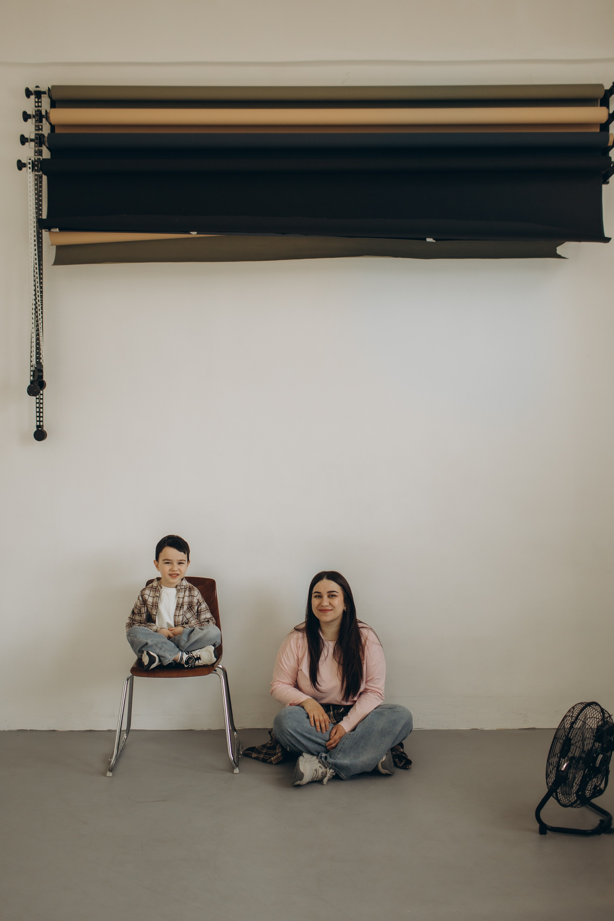 Фотосессия с попкорном фотосессия мама и сын. Фотограф Владимир Москва