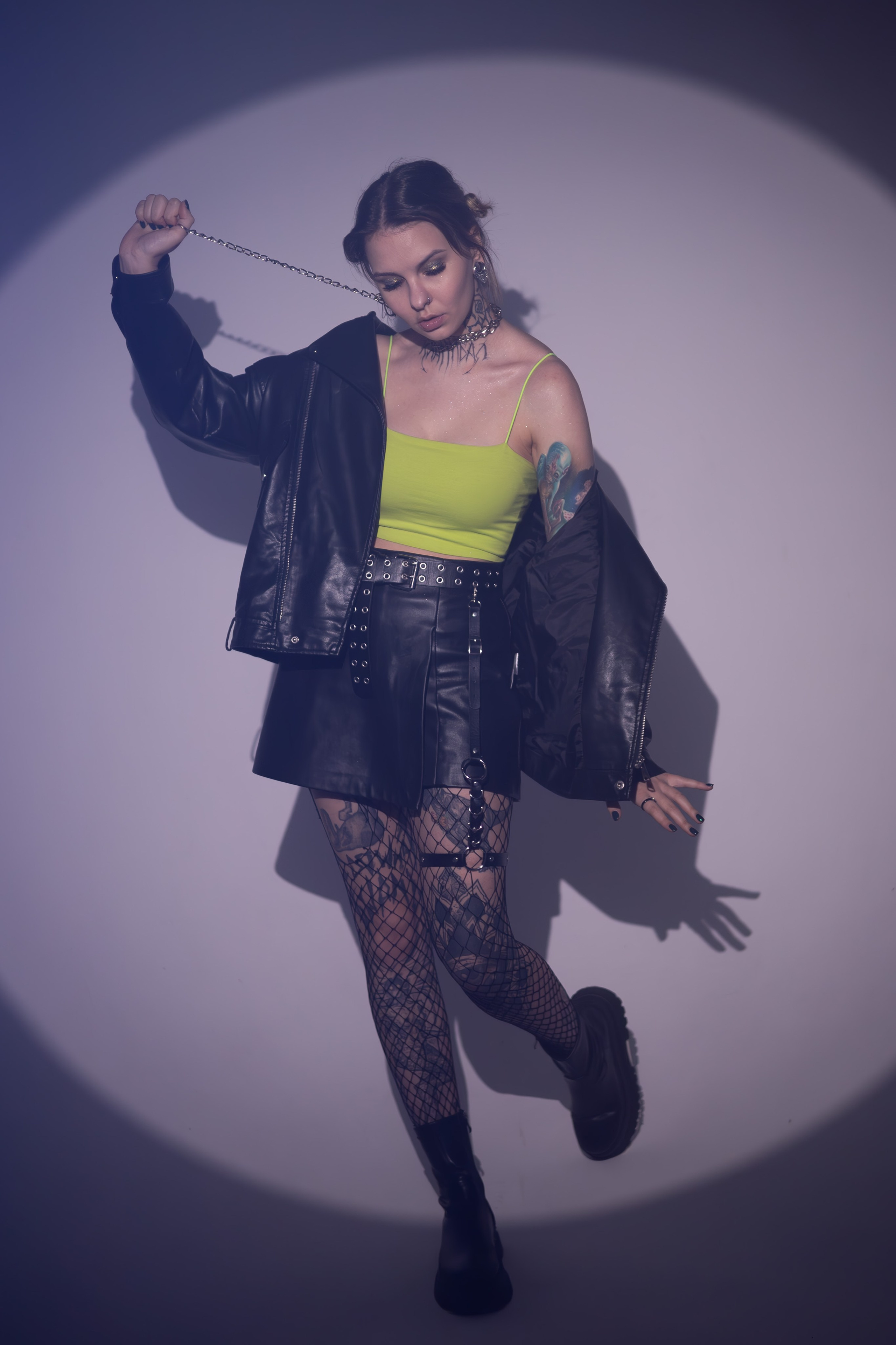 Дарья Каннибал. Съемка с цветными фильтрами в фотостудии. Портретный фотограф Панферова Регина г. Санкт-Петербург, г. Казань