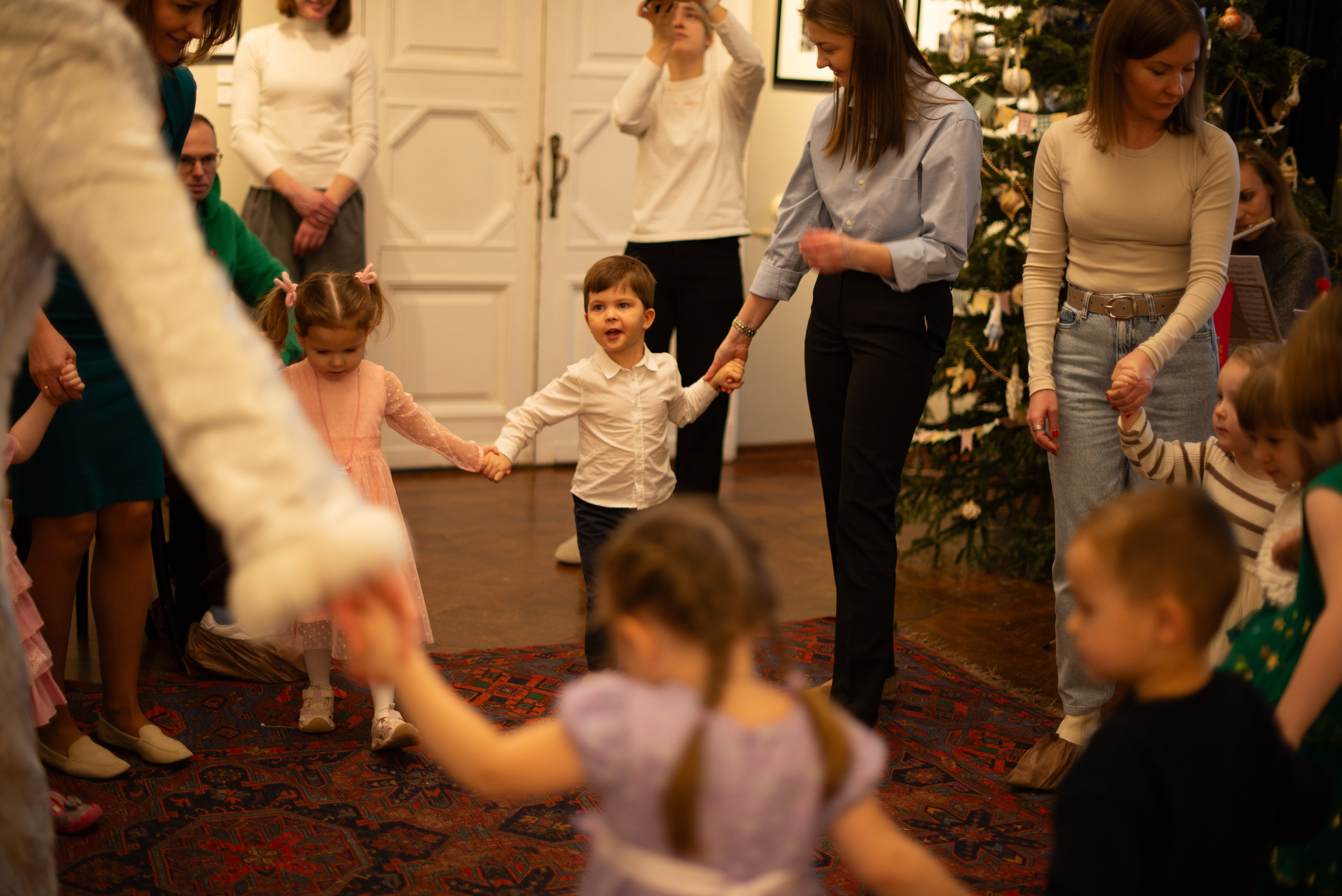 Музыкальная Новогодняя Ёлка в Доме Телешова и Mozart for kids. Victoria Radjevna Репортажный Fashion Фотограф- Видеограф Санкт-Петербурга и Москвы