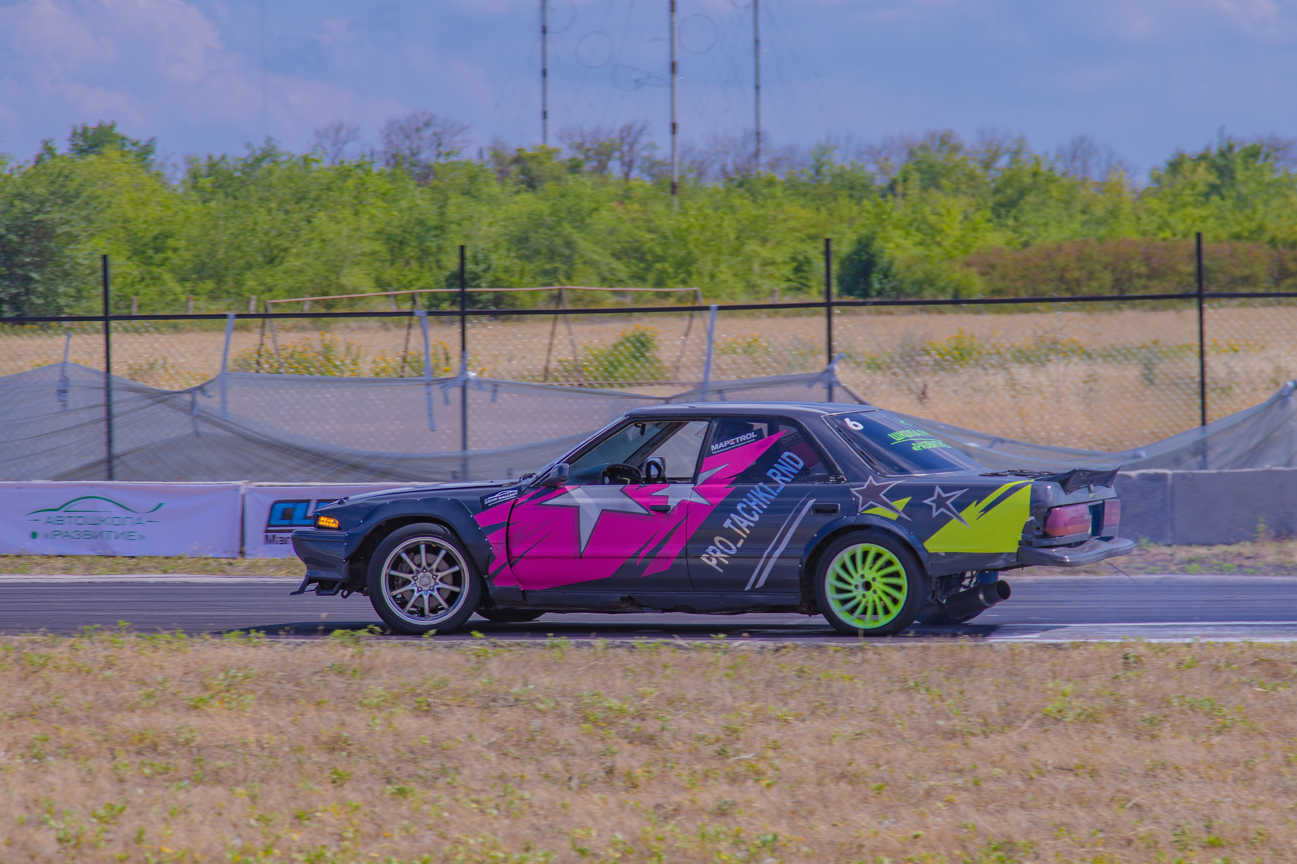 Фотосъёмка профессионального дрифта в Ростов-на-Дону. Портретный фотограф в Ростове-на-Дону Антон Казарин