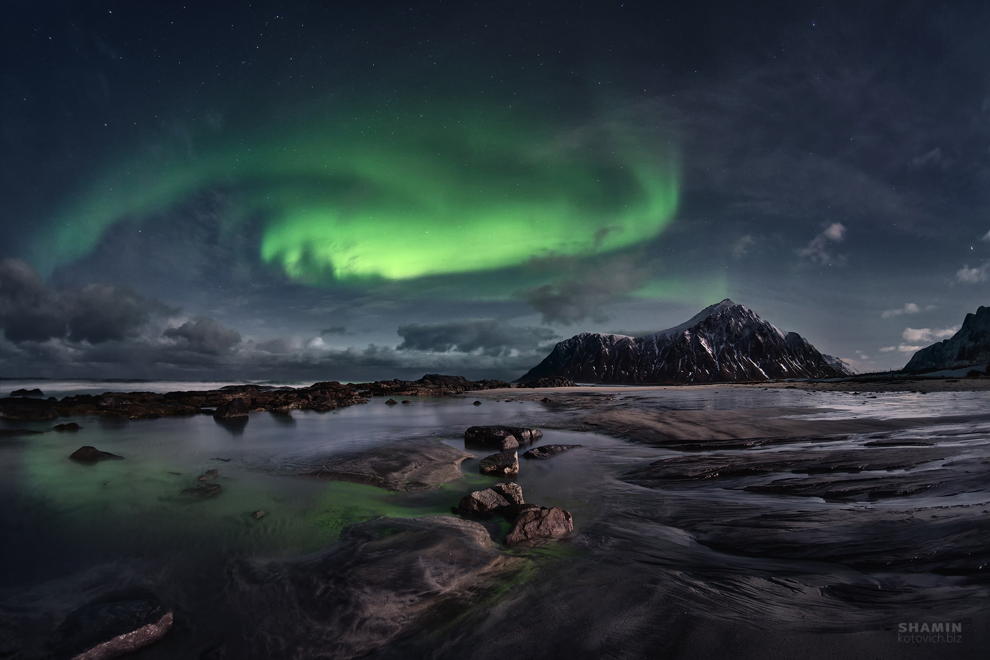 Ночной пейзаж. Фотограф Константин Шамин